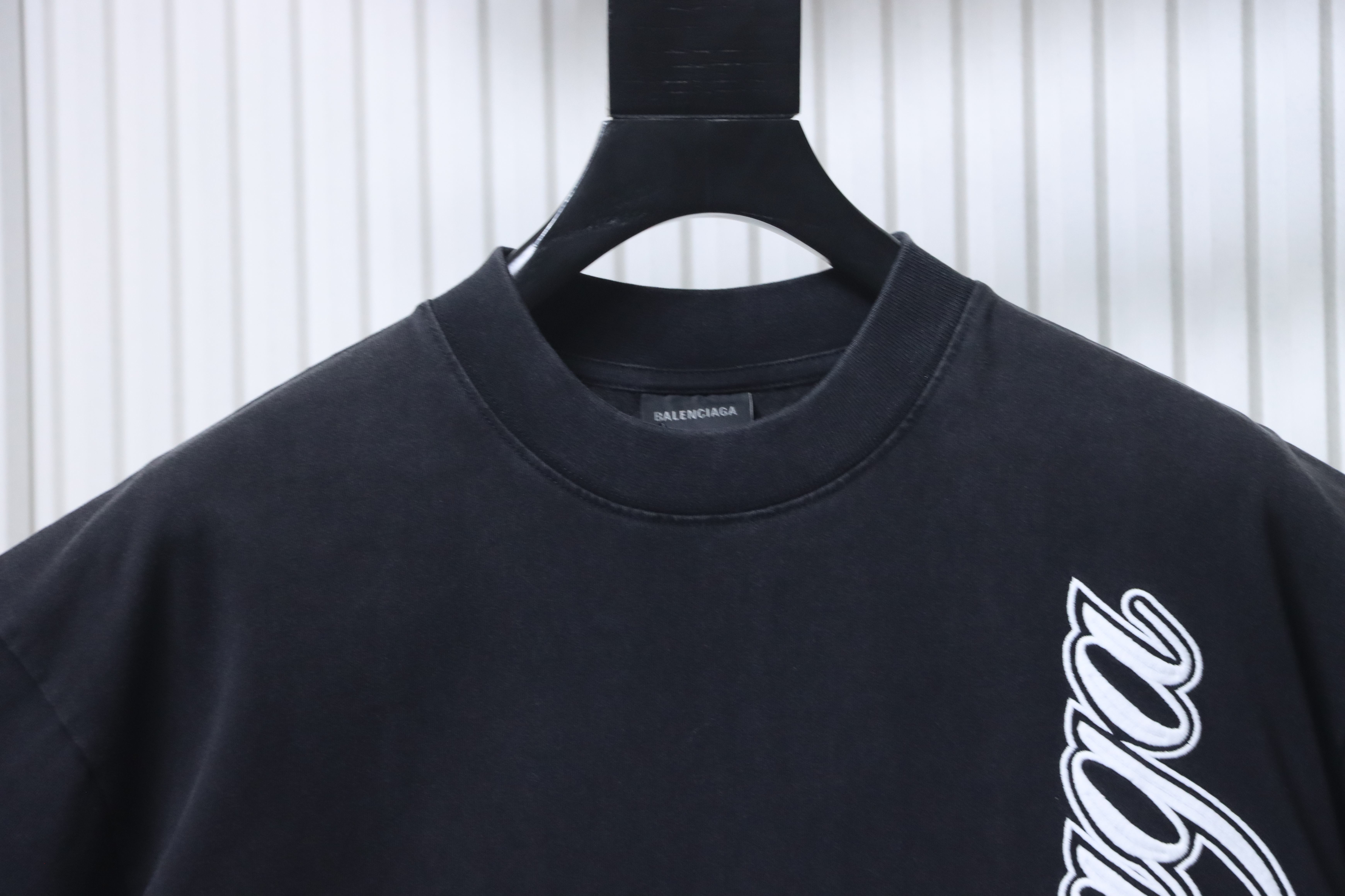 Balenciaga Limited Embroidery Short Sleeve T-Shirt Style 1