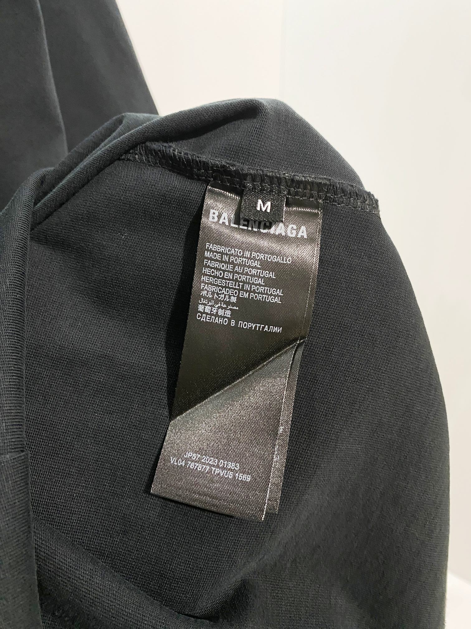 Balenciaga M L XL Style 4 T-Shirt