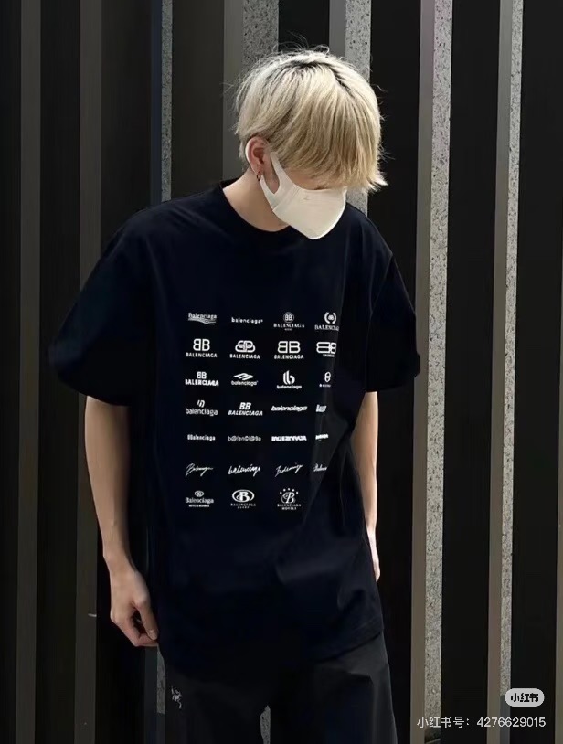 Balenciaga Print Short Sleeve T-Shirt Style 1