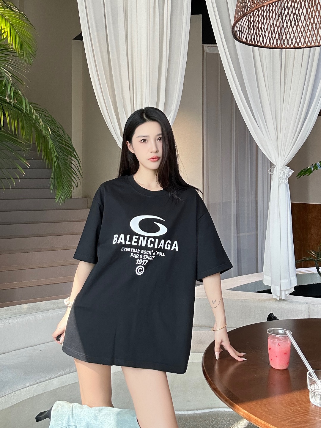 Balenciaga Ring Letter Print Ripped Short Sleeve T-Shirt Style 2