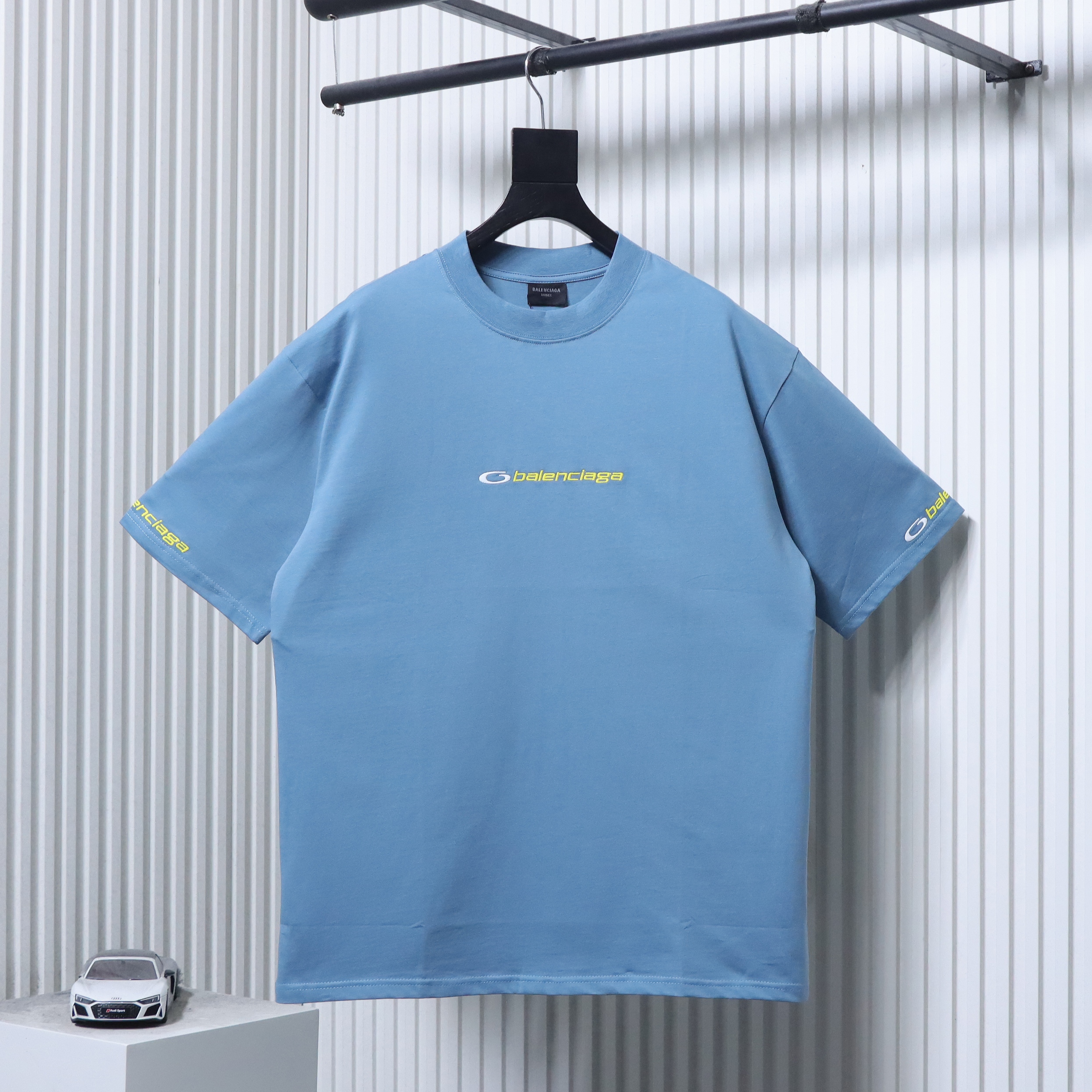 Balenciaga Sleeve Label Letter Logo Embroidery Short Sleeve T-Shirt Style 2
