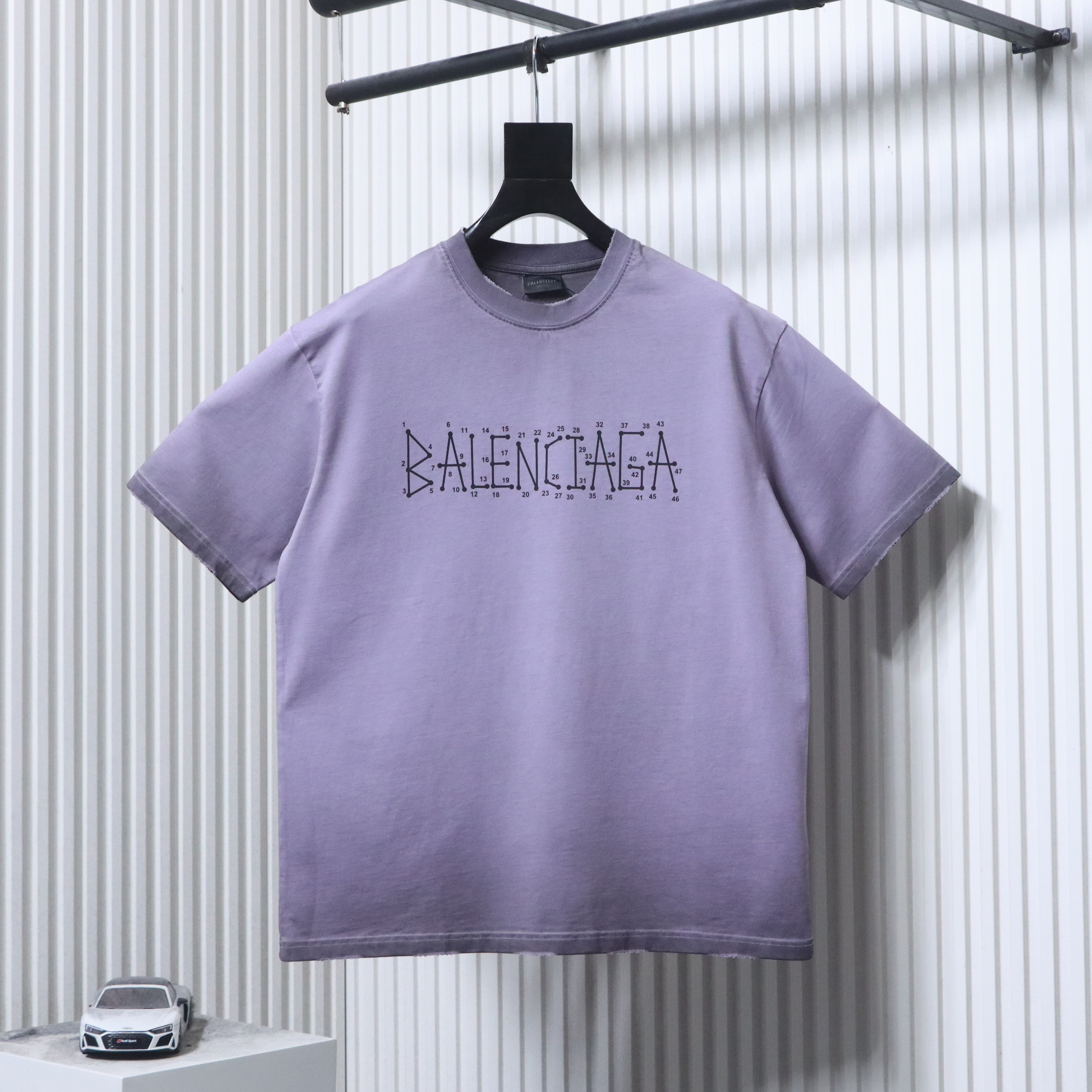 Balenciaga Washed Logo Double B Ripped Short Sleeve T-Shirt Style 2