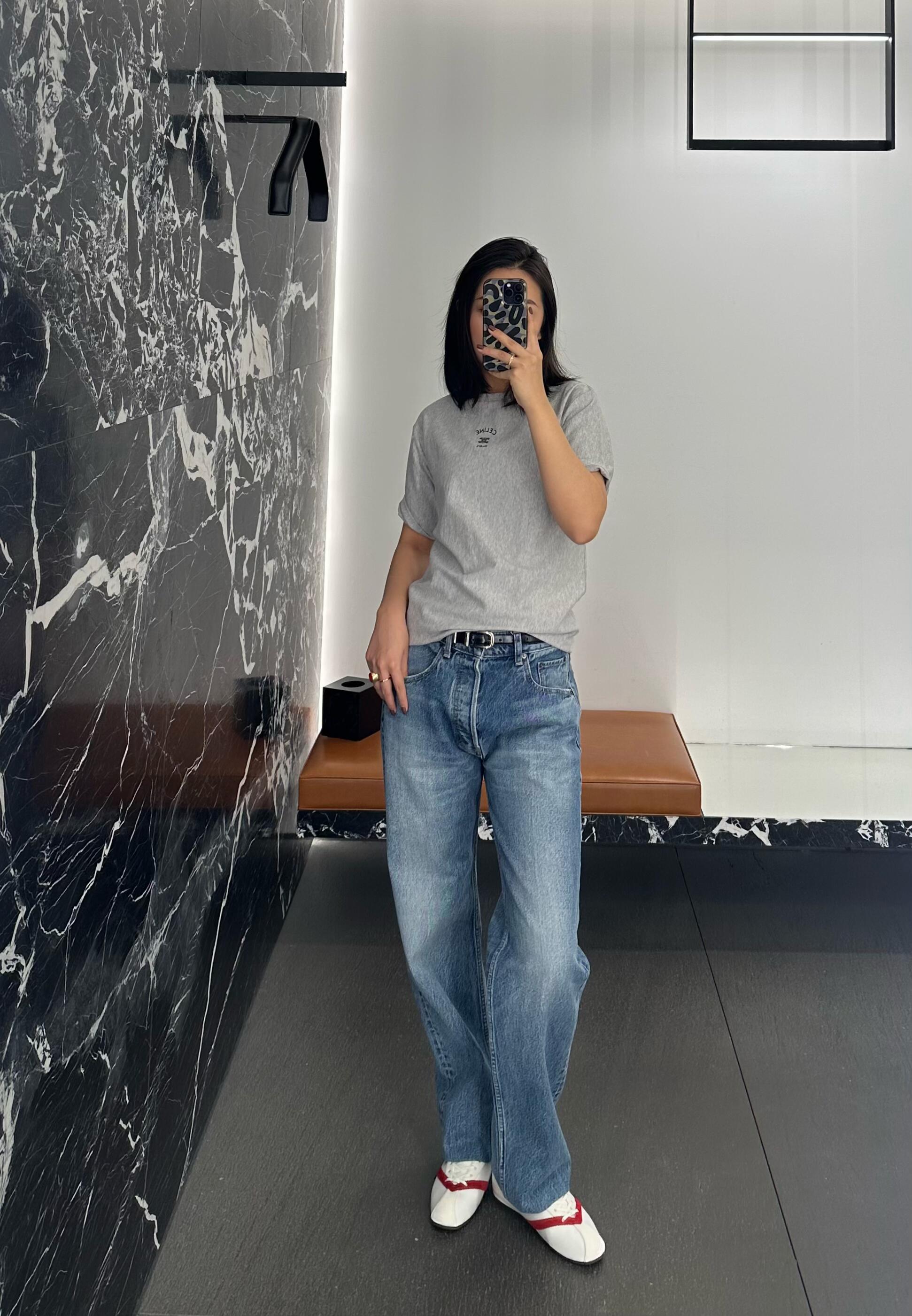 Celine 26SS Small Logo Short Sleeve T-Shirt Style 3