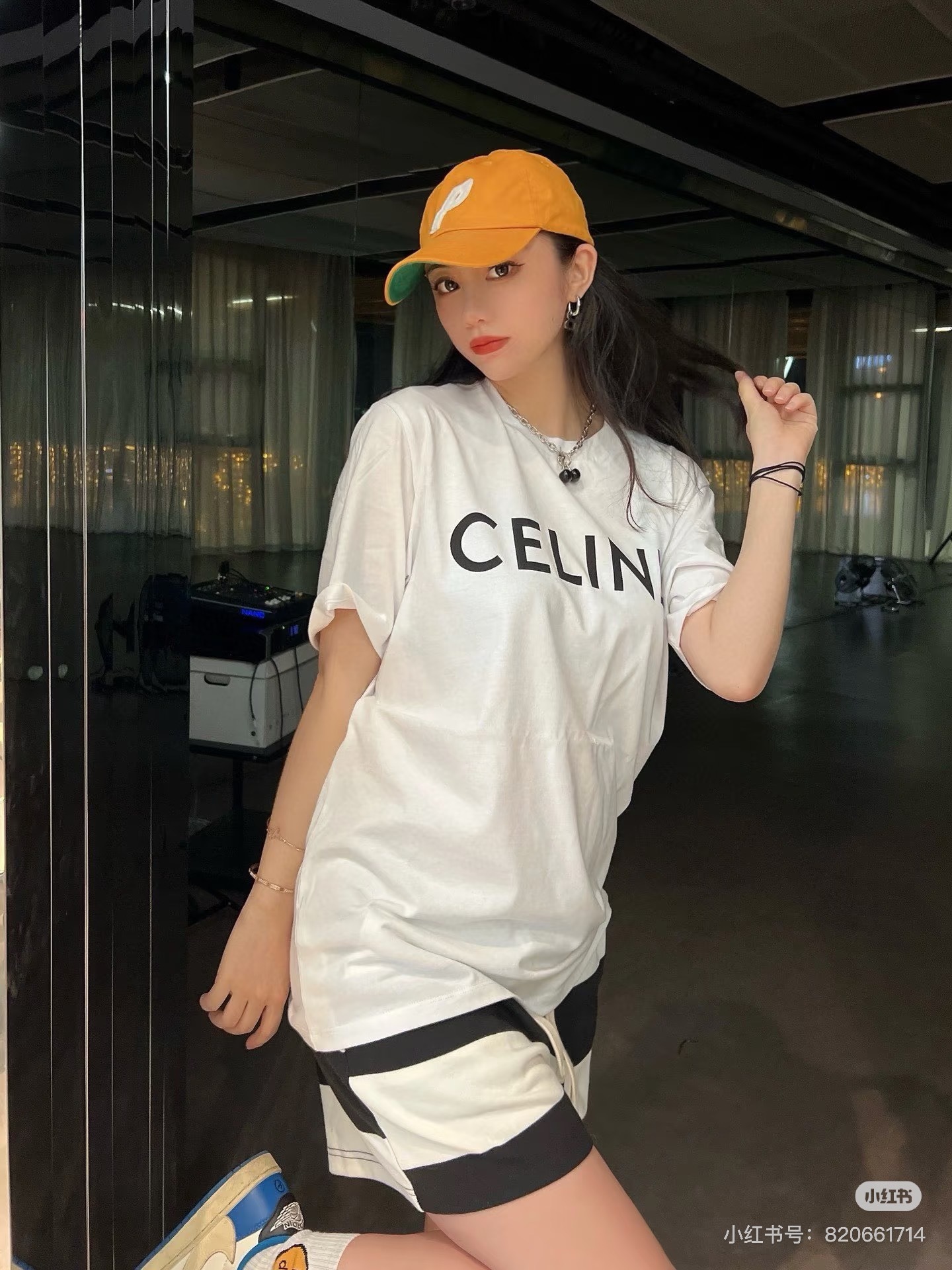 Celine Classic Letter Print Short Sleeve T-Shirt Style 1