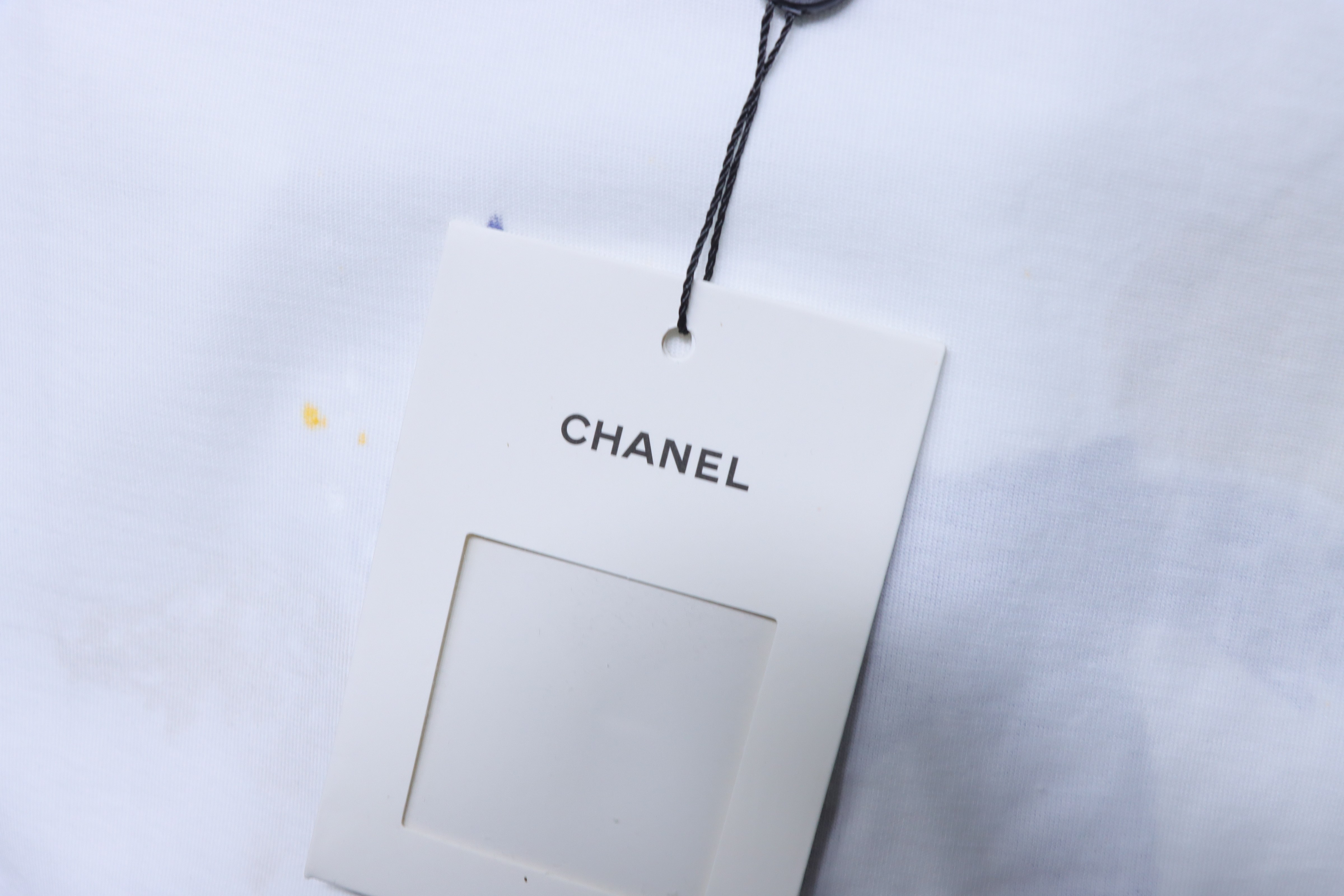 Chanel Hand-Drawn Double C Print Short Sleeve T-Shirt Style 2