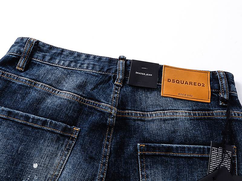 DSQUARED2 2016 Slim Tapered Jeans