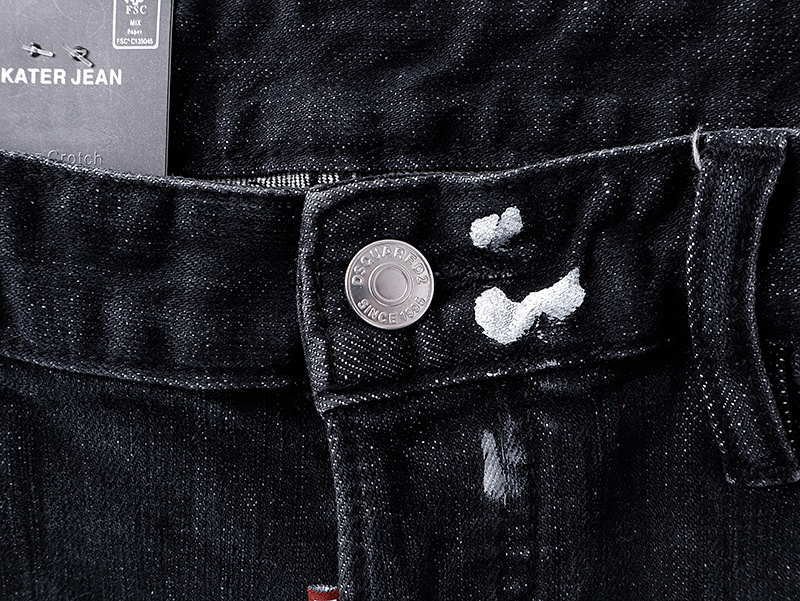 DSQUARED2 2017 Slim Tapered Jeans