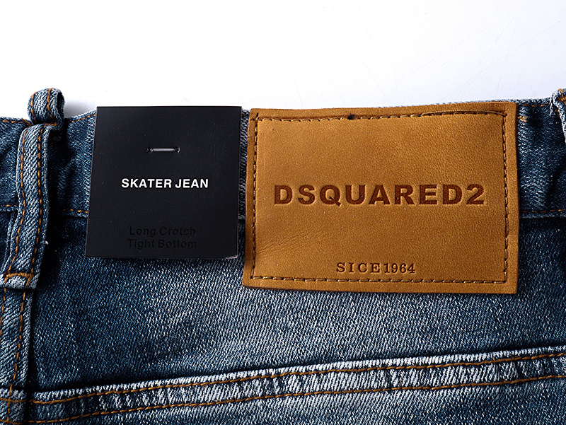 DSQUARED2 2018 Slim Tapered Jeans