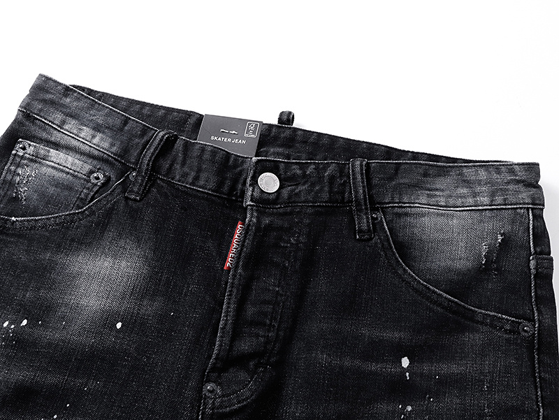 DSQUARED2 2019 Slim Tapered Jeans