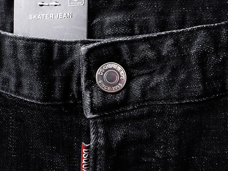 DSQUARED2 2019 Slim Tapered Jeans
