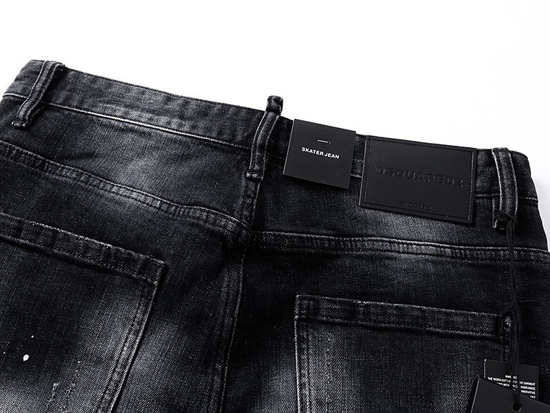 DSQUARED2 2019 Slim Tapered Jeans