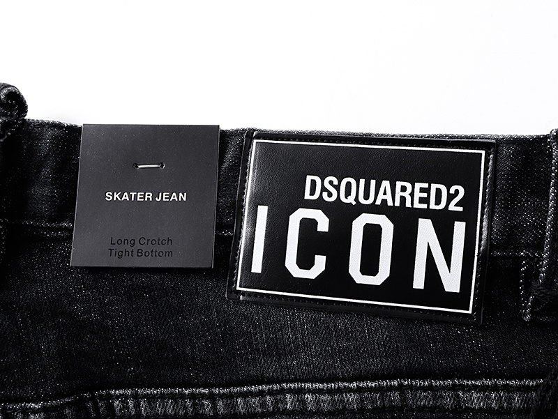 DSQUARED2 2020 Slim Tapered Jeans