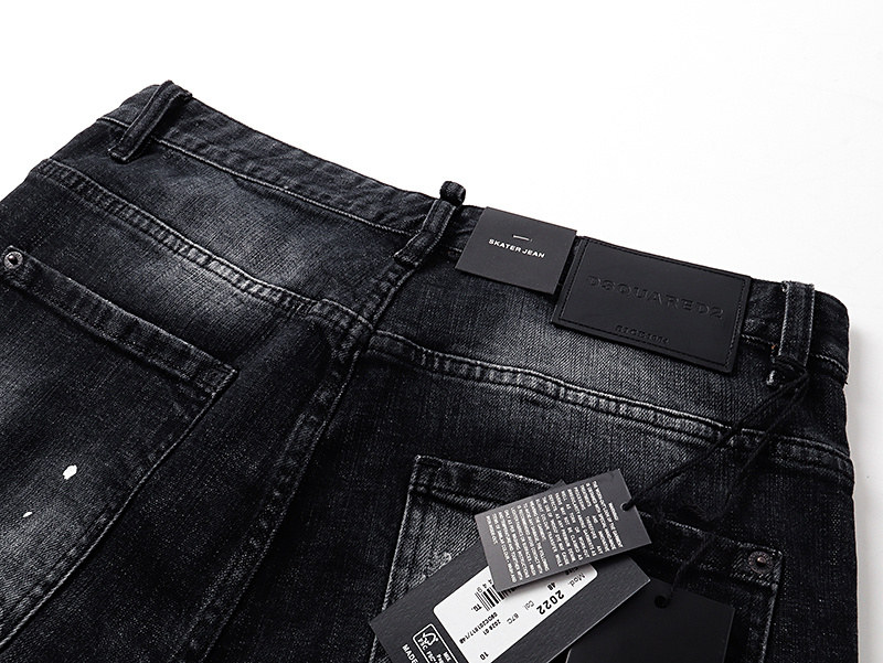 DSQUARED2 2022 Slim Tapered Jeans