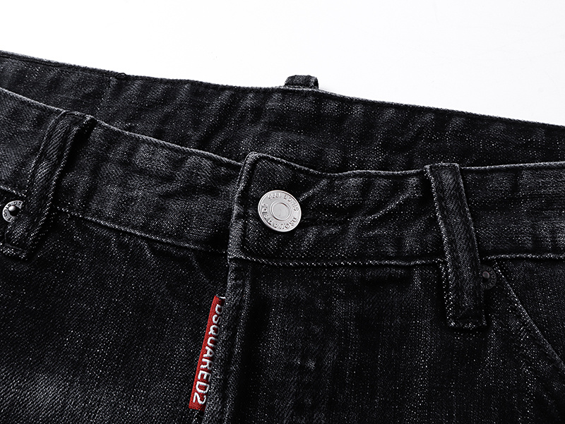 DSQUARED2 2023 Slim Tapered Jeans