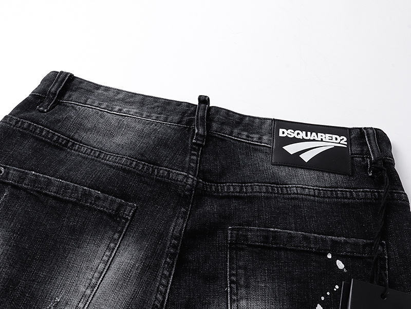 DSQUARED2 2023 Slim Tapered Jeans