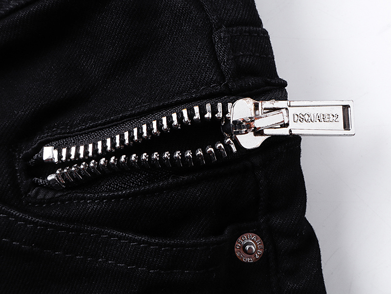 DSQUARED2 2031 Slim Tapered Jeans