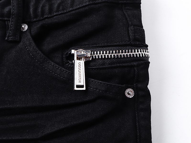 DSQUARED2 2031 Slim Tapered Jeans