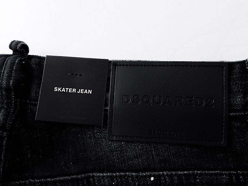 DSQUARED2 2042 Slim Tapered Jeans