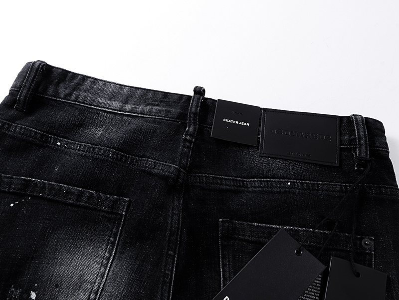 DSQUARED2 2042 Slim Tapered Jeans