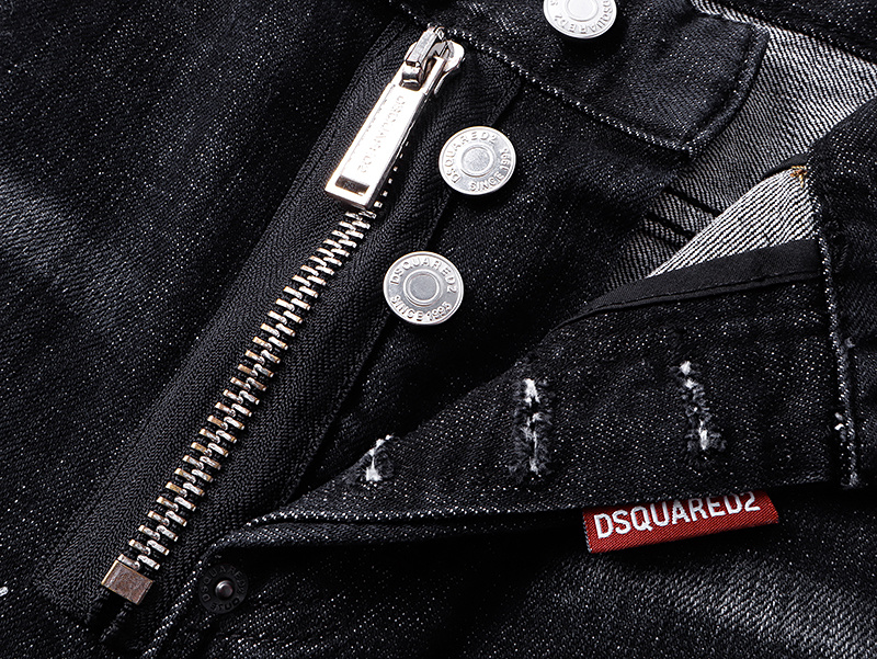 DSQUARED2 2046 Slim Tapered Jeans