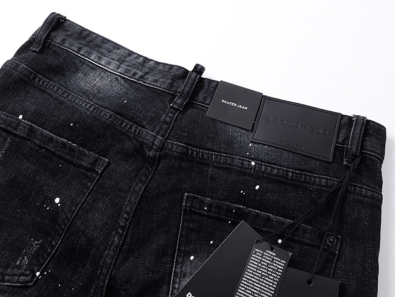 DSQUARED2 2046 Slim Tapered Jeans