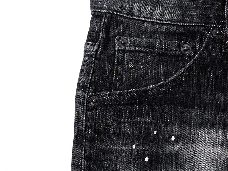 DSQUARED2 2048 Slim Tapered Jeans