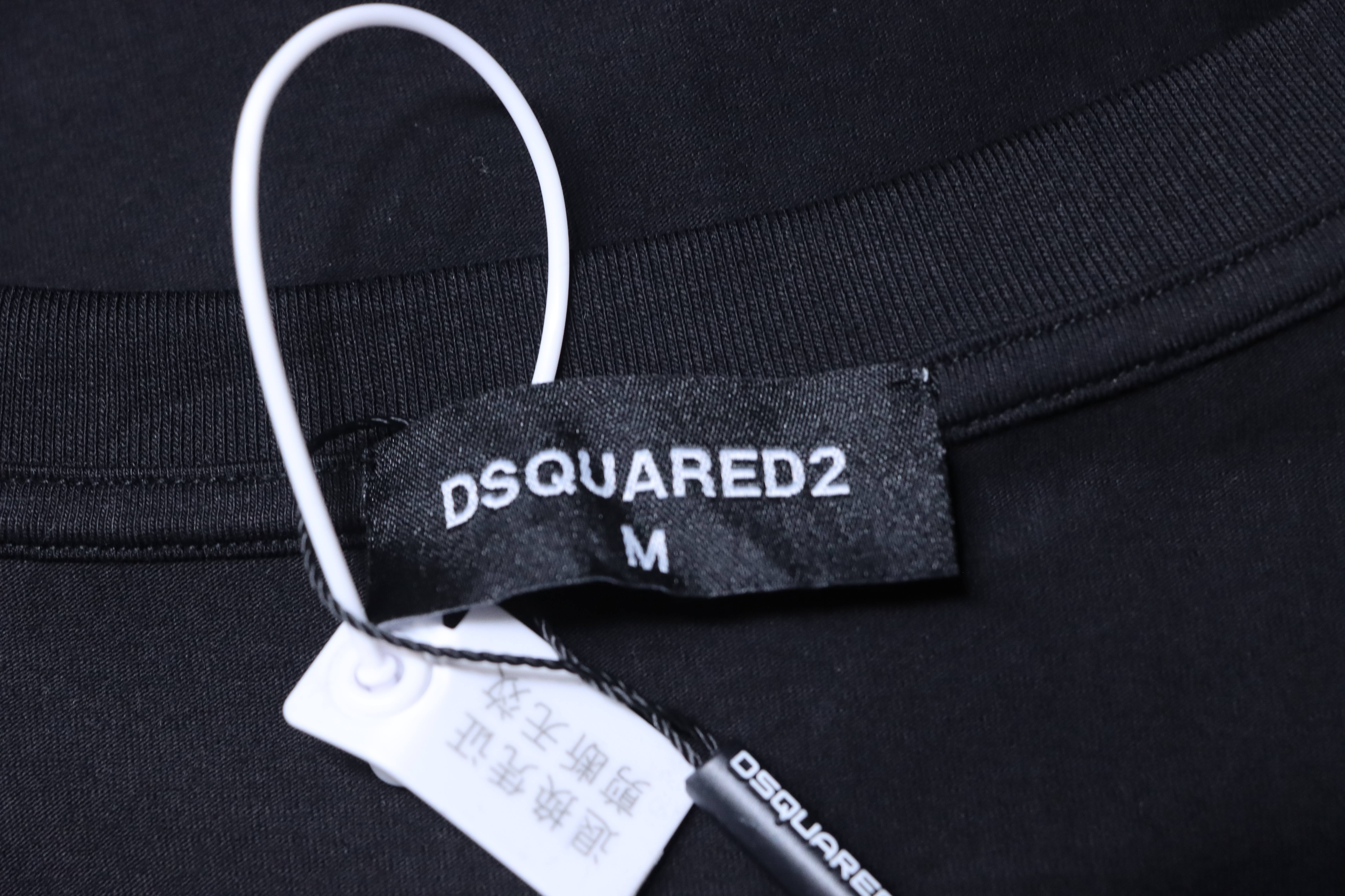 DSQUARED2 Cross Strap Allover Logo Short Sleeve T-Shirt Style 2