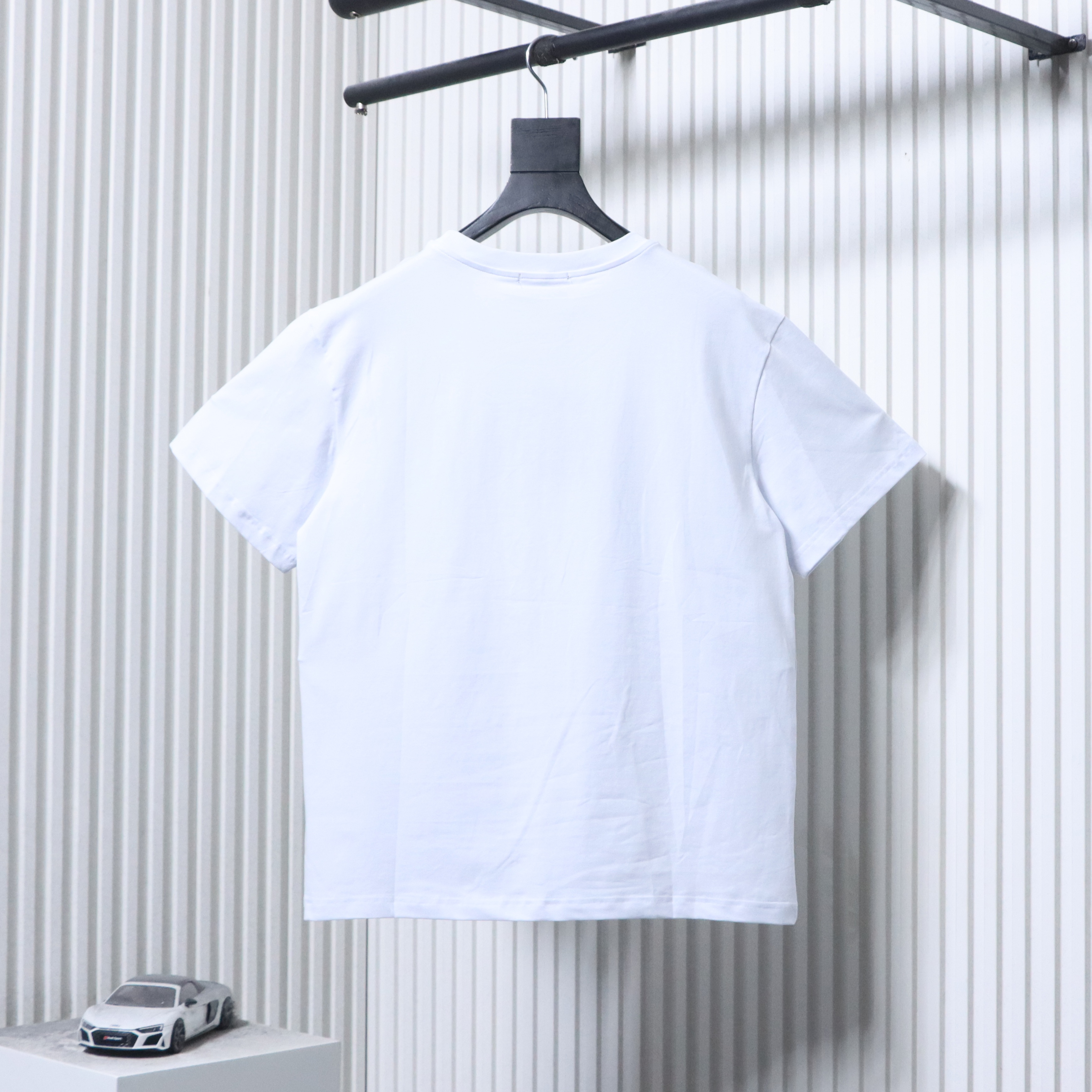 DSQUARED2 Gradient Overlay Letter Logo Short Sleeve T-Shirt
