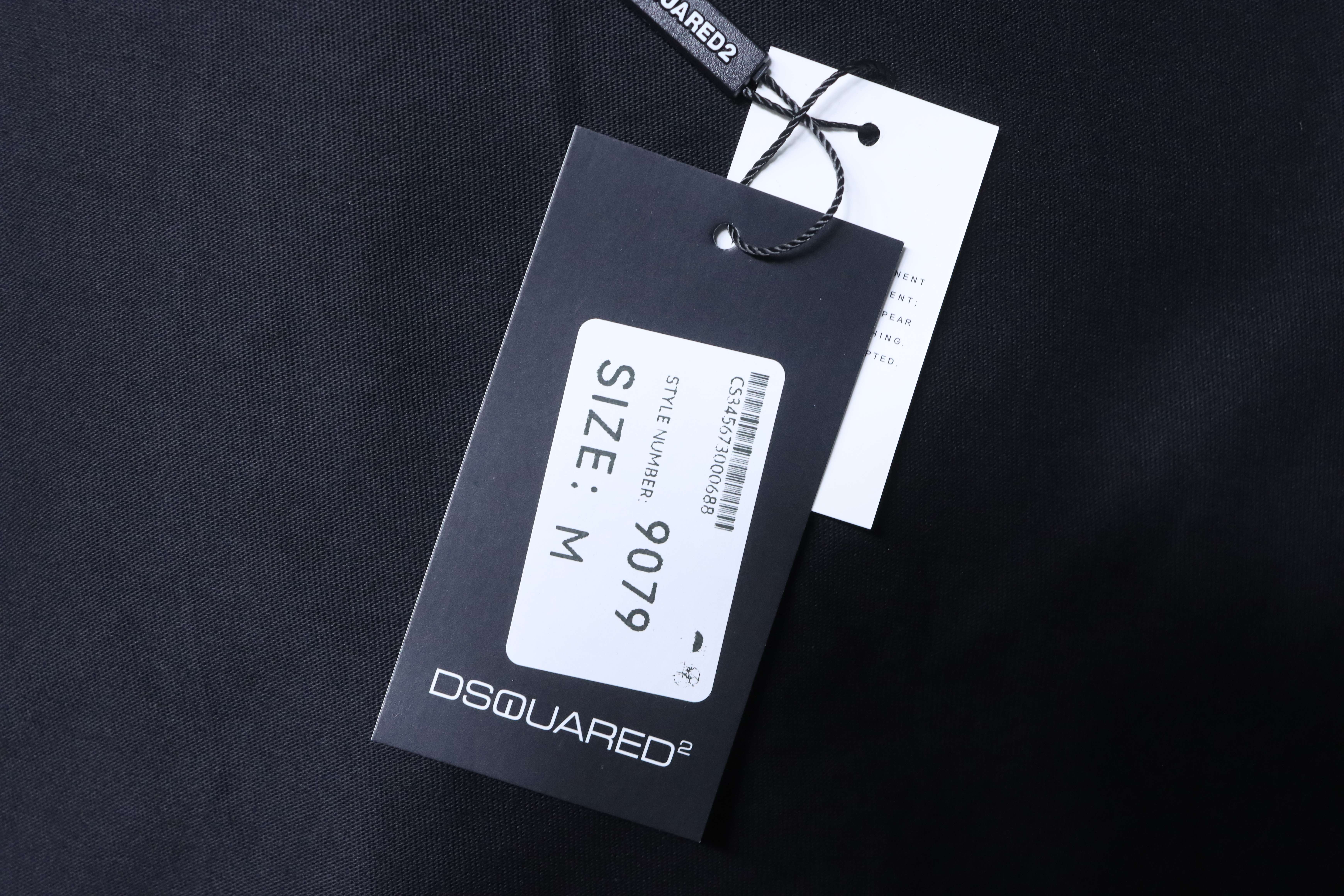 DSQUARED2 Graffiti Ink Letter Logo Short Sleeve T-Shirt