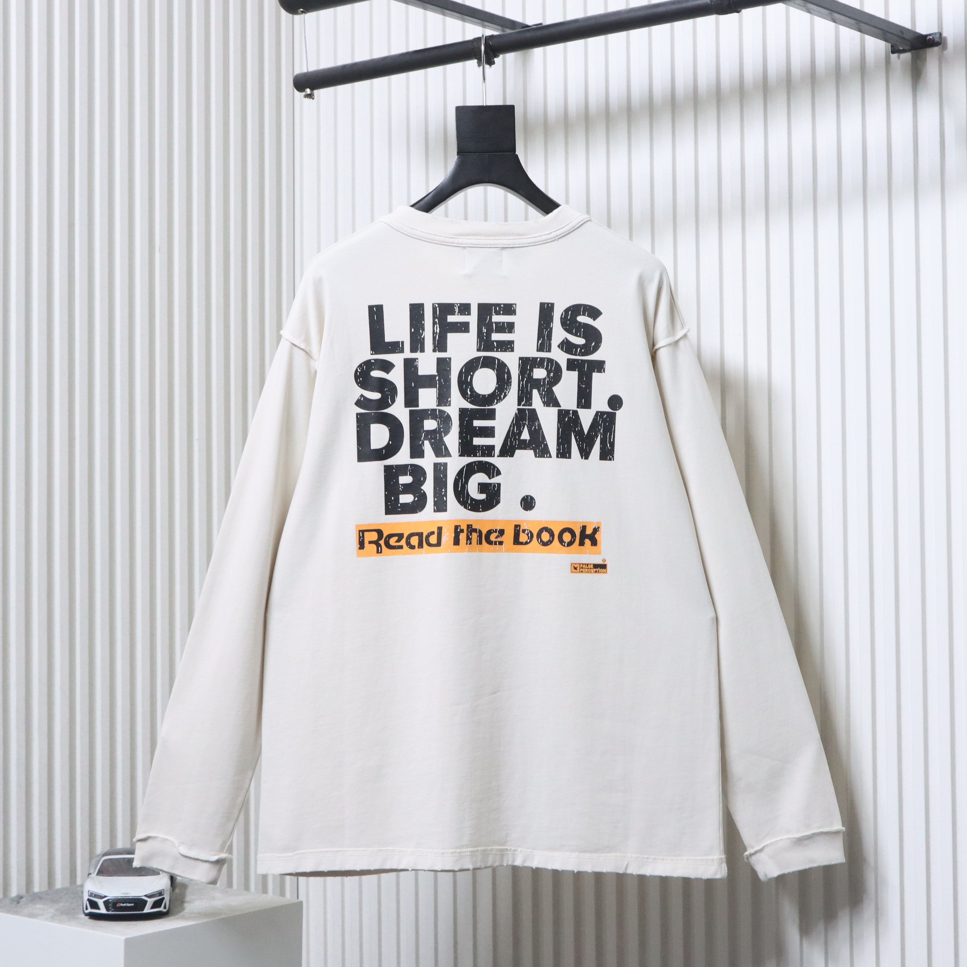 FALSE PERCEPTION Barrage Slogan Washed Distressed Long Sleeve High Street T-Shirt Style 2