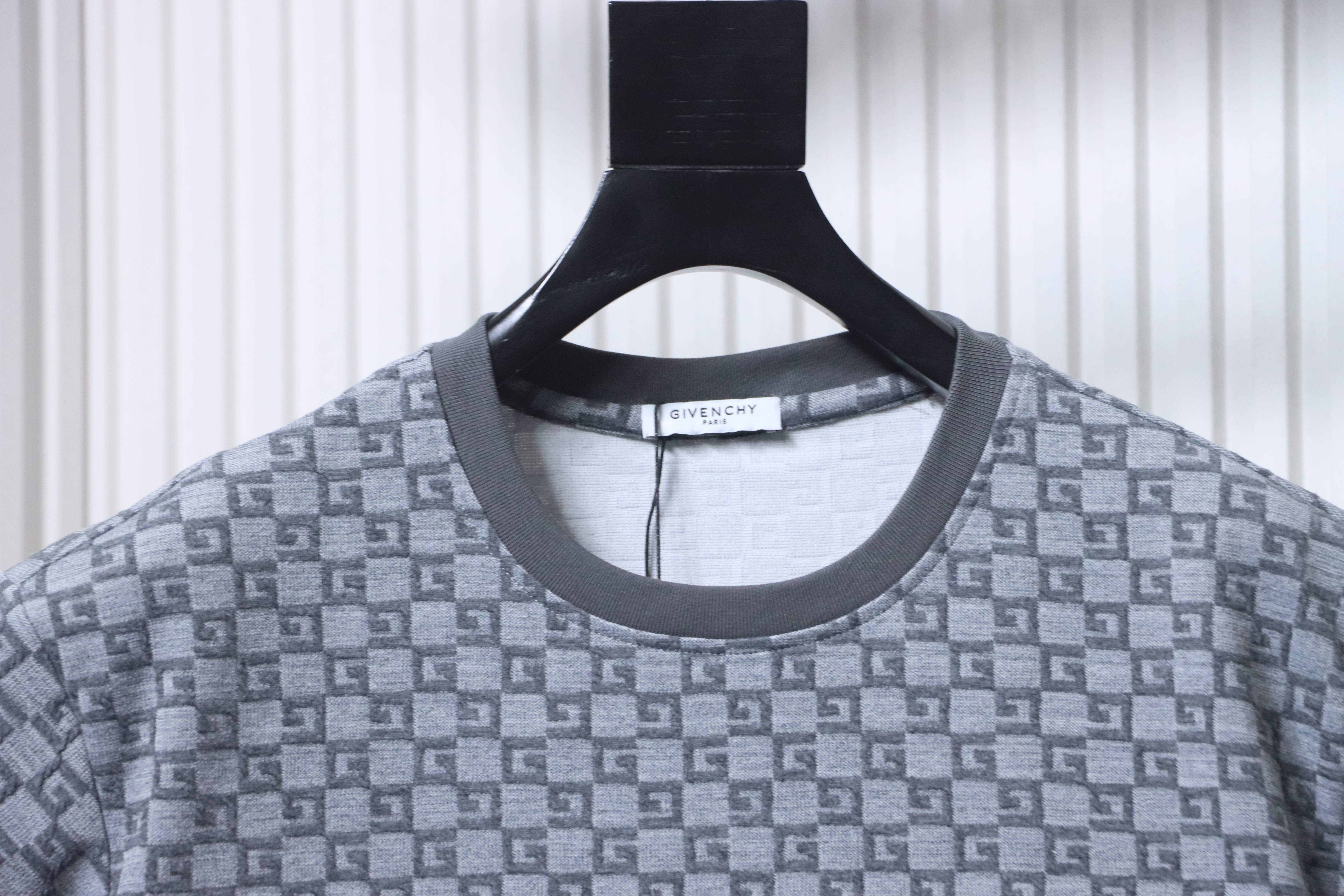 Givenchy 26SS Allover Monogram Jacquard Short Sleeve T-Shirt Style 2