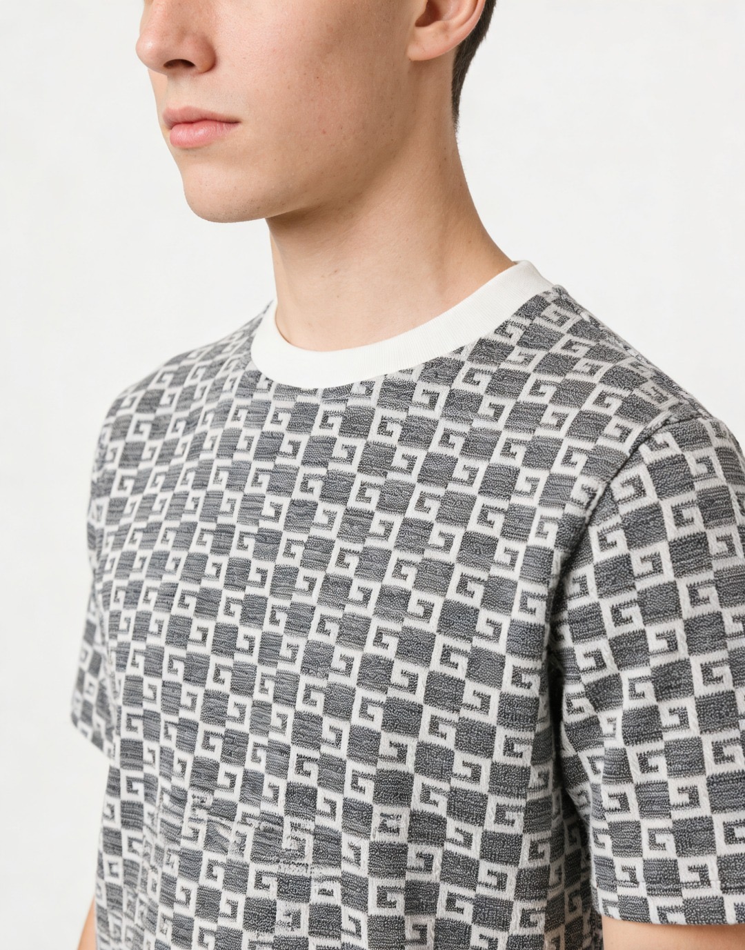 Givenchy 26SS Allover Monogram Jacquard Short Sleeve T-Shirt Style 3