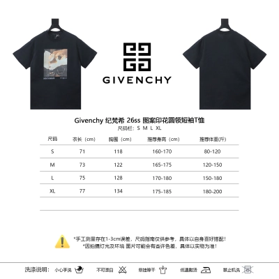 Givenchy 26SS Graphic Print Crewneck Short Sleeve T-Shirt Style 1 01