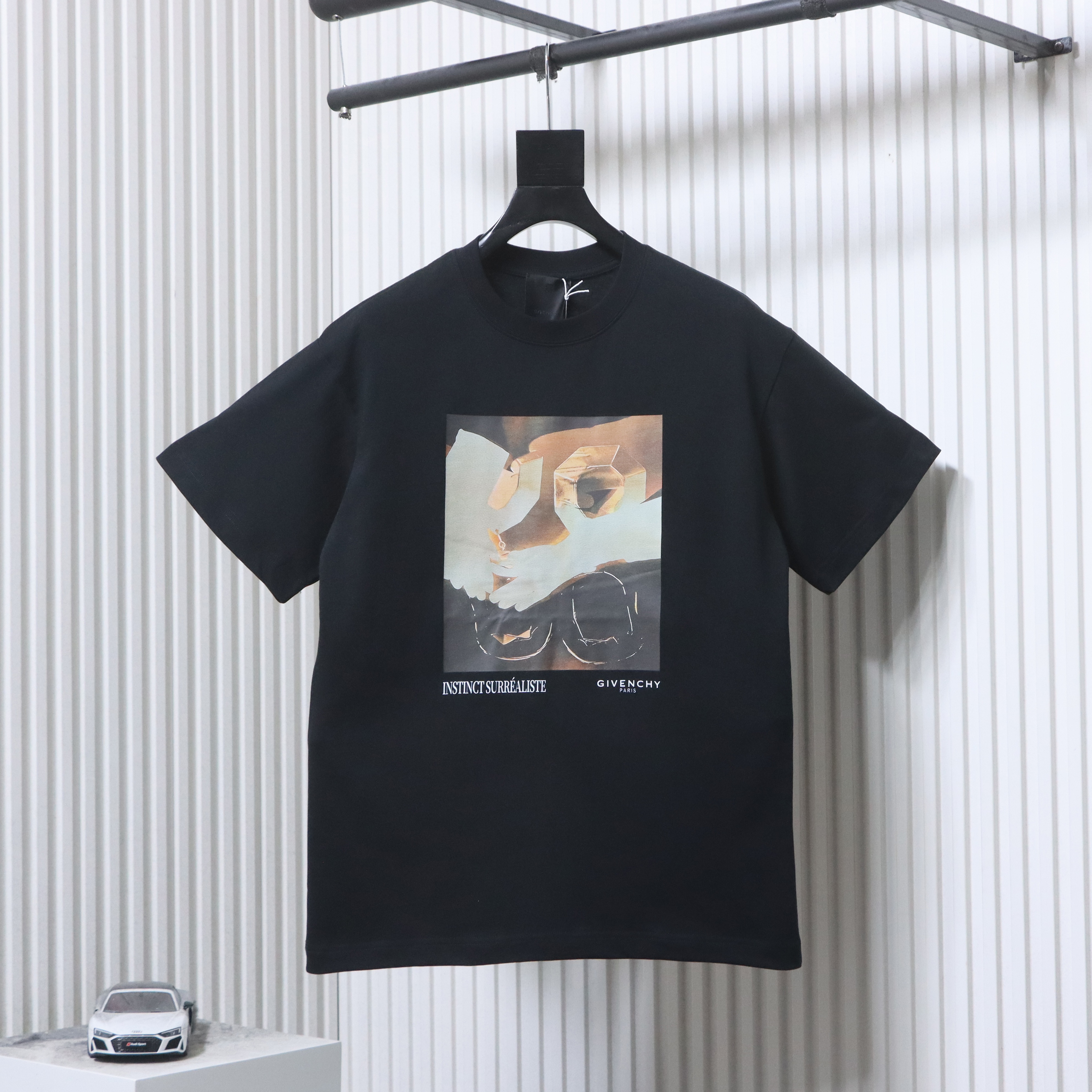 Givenchy 26SS Graphic Print Crewneck Short Sleeve T-Shirt Style 1