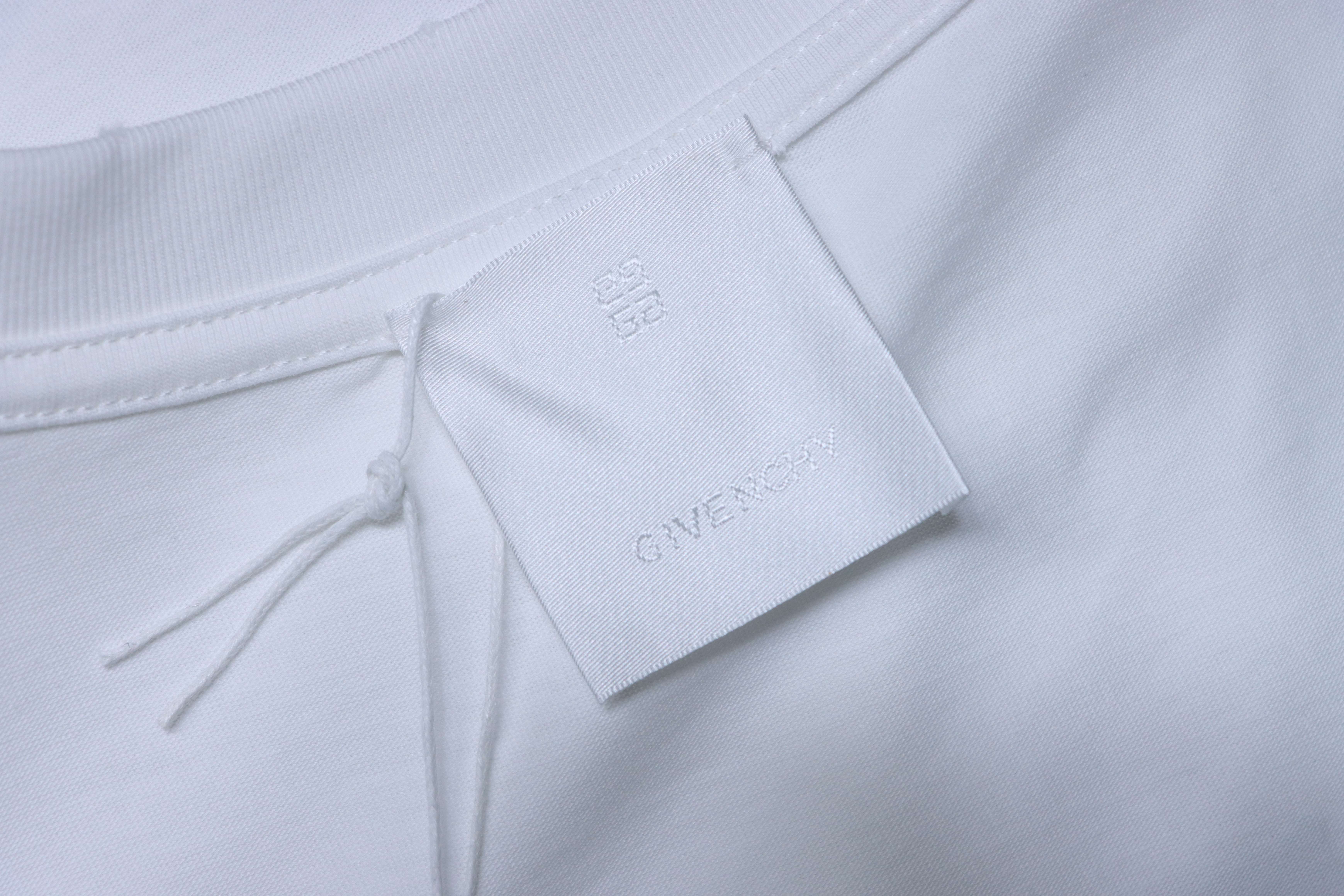 Givenchy Distressed Letter Print Short Sleeve T-Shirt Style 1
