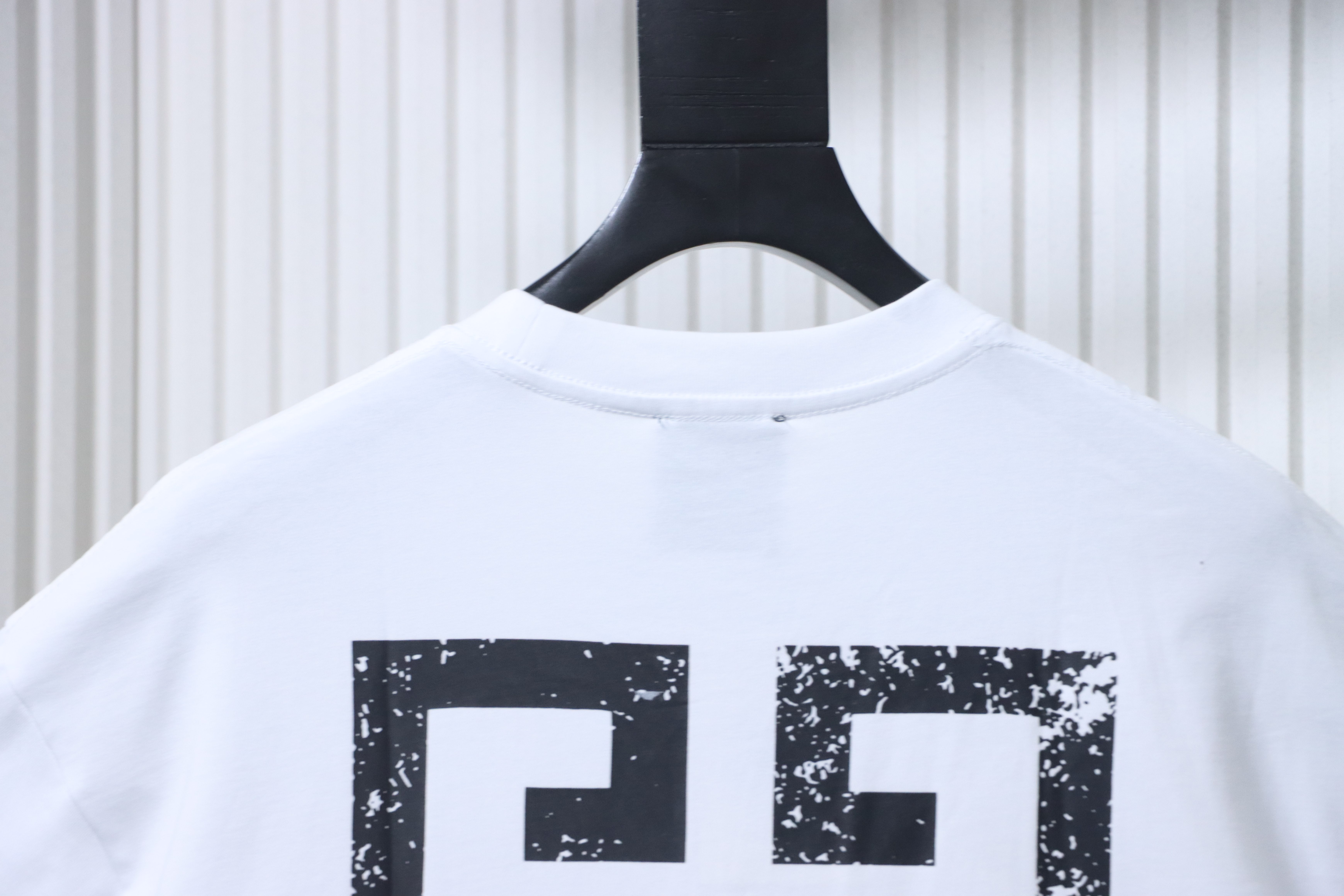 Givenchy Front & Back Four-Panel Print Short Sleeve T-Shirt Style 1