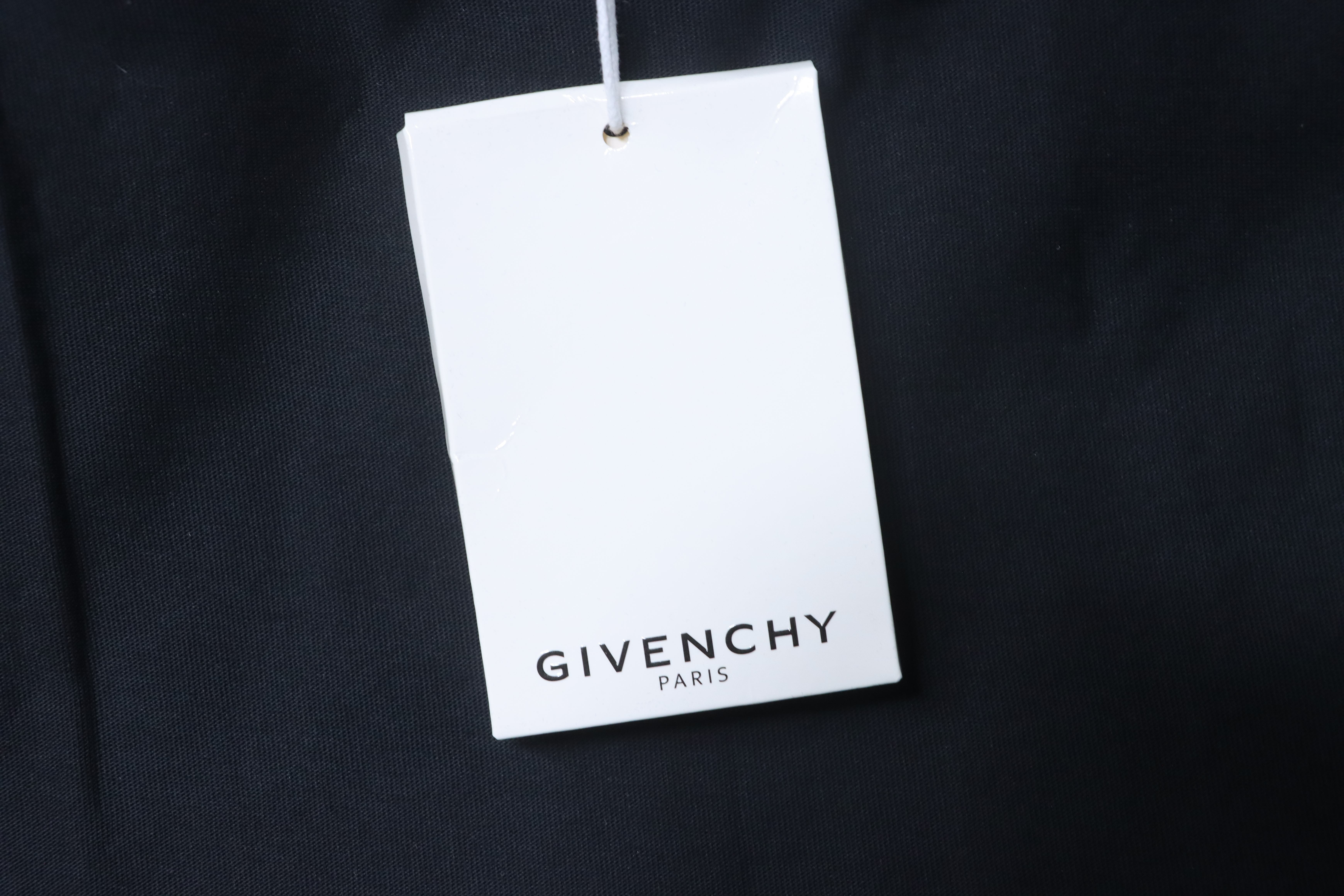 Givenchy Front & Back Four-Panel Print Short Sleeve T-Shirt Style 2