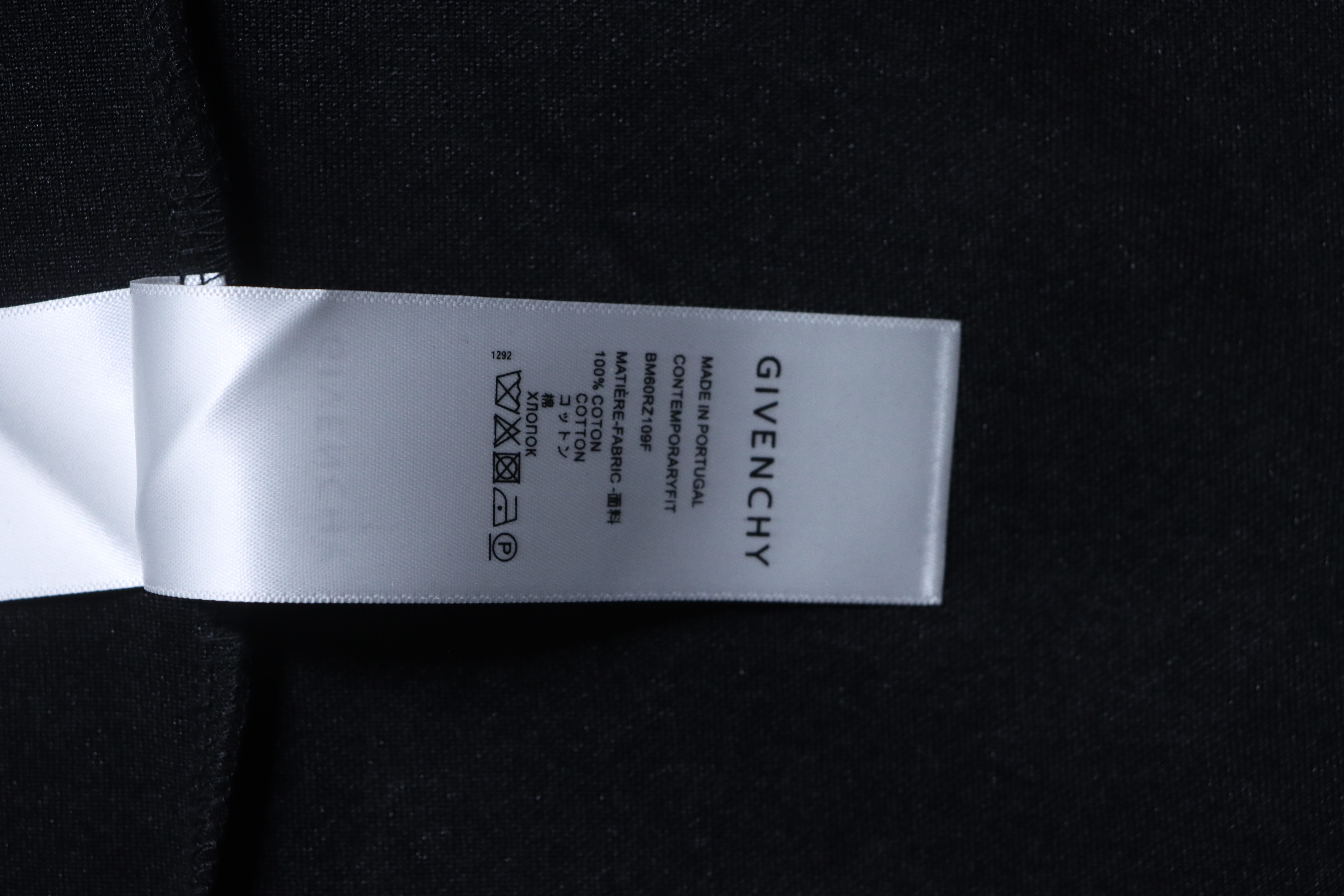 Givenchy GVC Distressed Large Letter Crewneck Short Sleeve T-Shirt Style 1