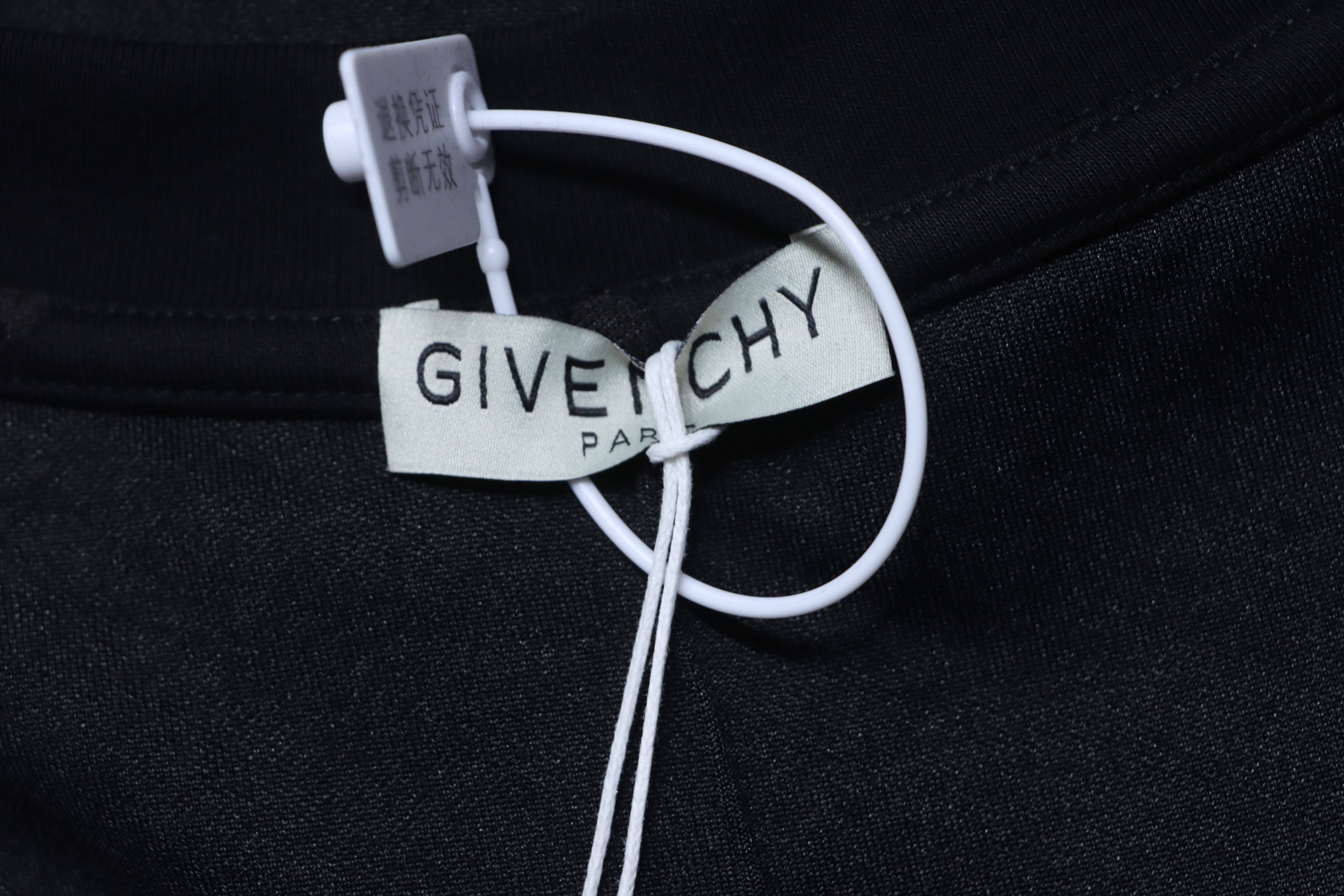 Givenchy GVC Distressed Large Letter Crewneck Short Sleeve T-Shirt Style 1