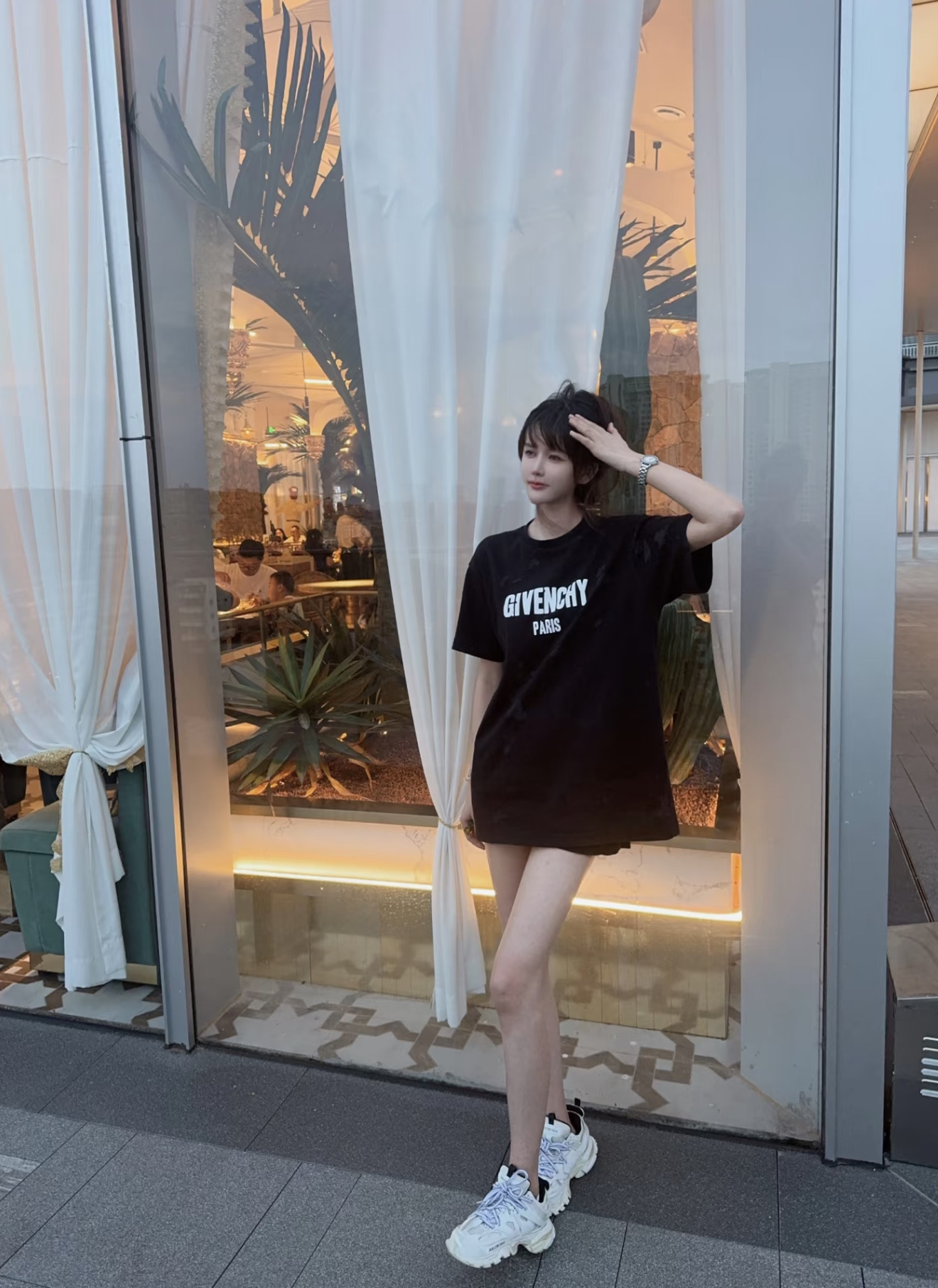 Givenchy GVC Distressed Large Letter Crewneck Short Sleeve T-Shirt Style 1