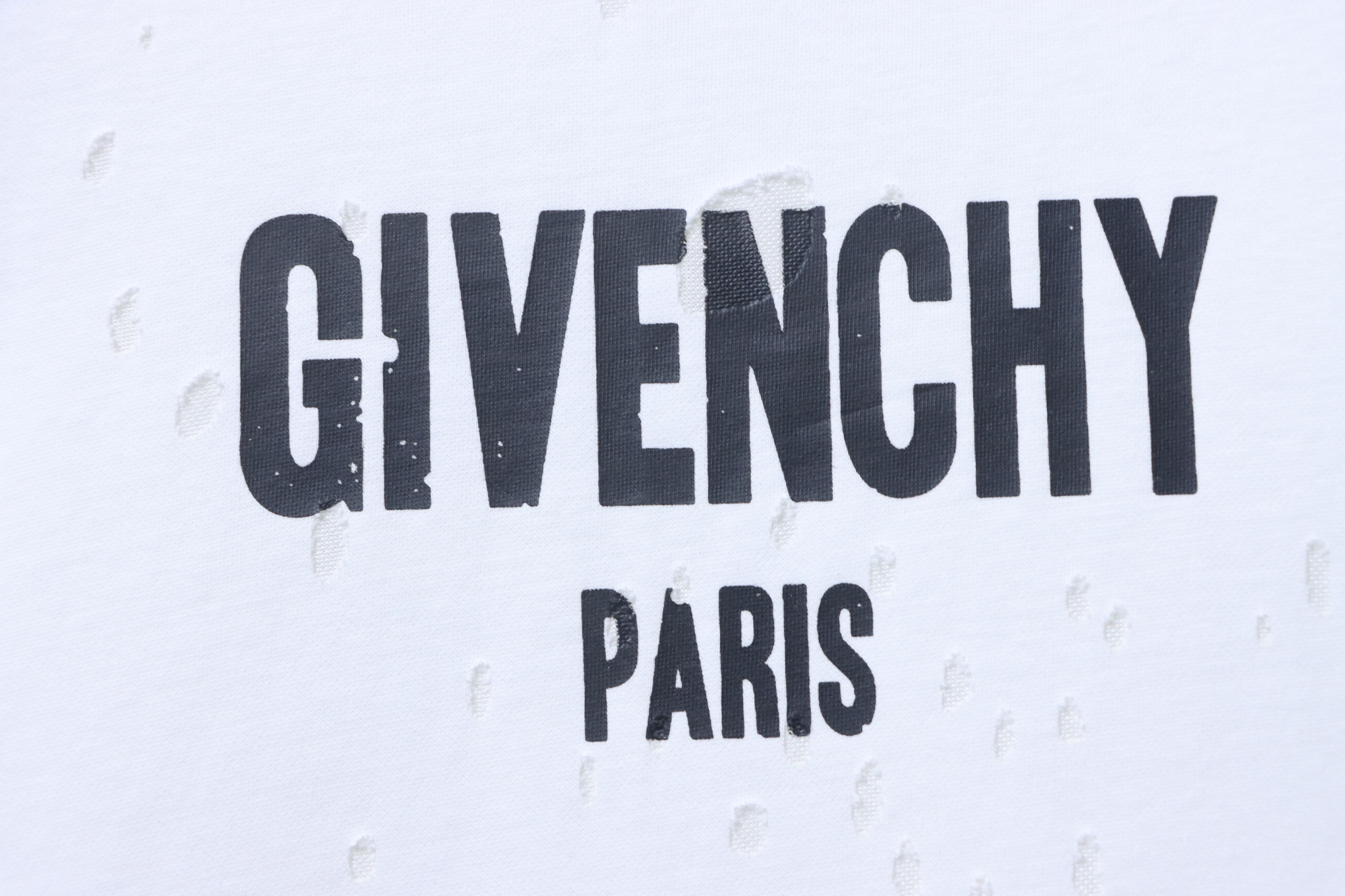Givenchy GVC Distressed Large Letter Crewneck Short Sleeve T-Shirt Style 2