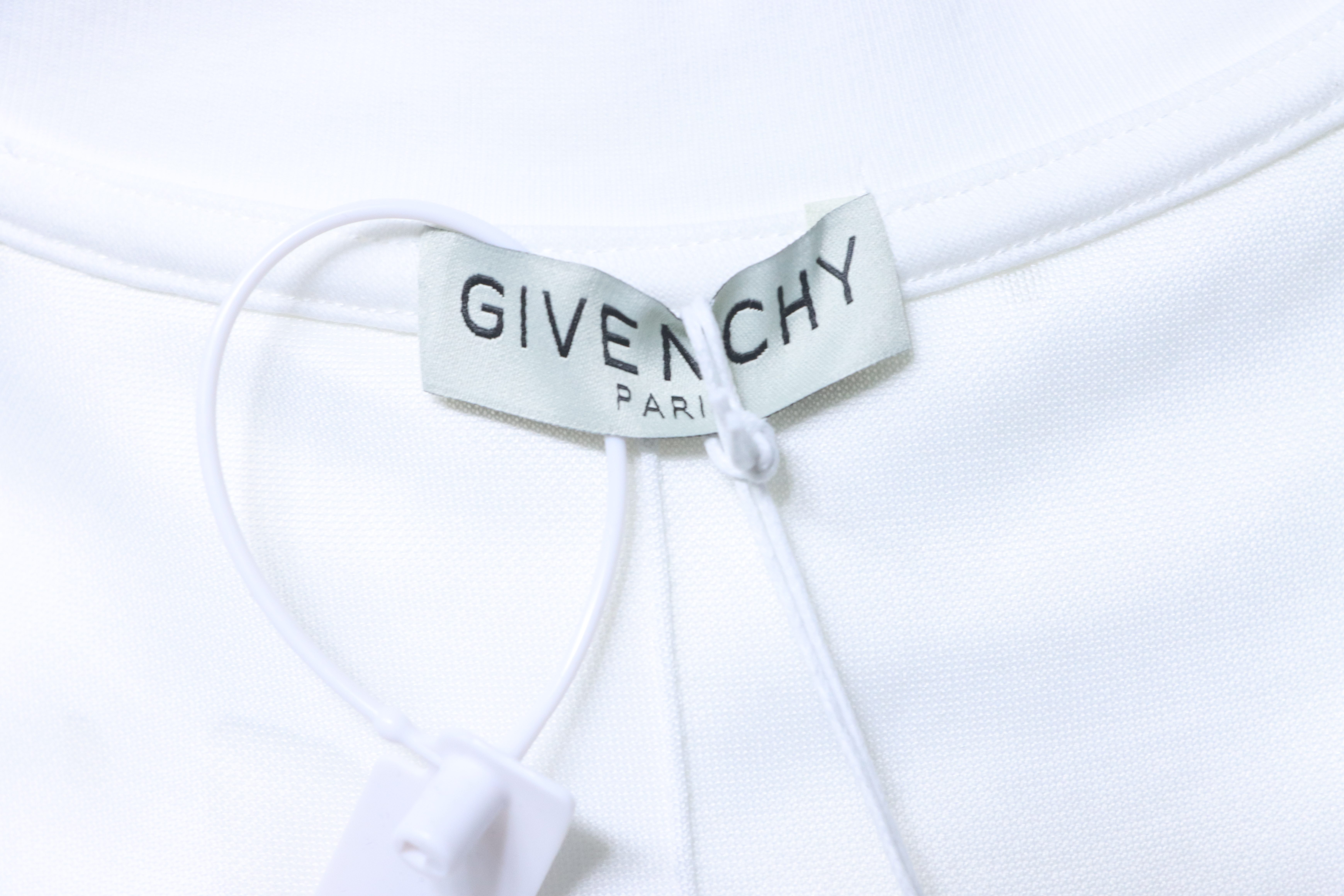 Givenchy GVC Distressed Large Letter Crewneck Short Sleeve T-Shirt Style 3