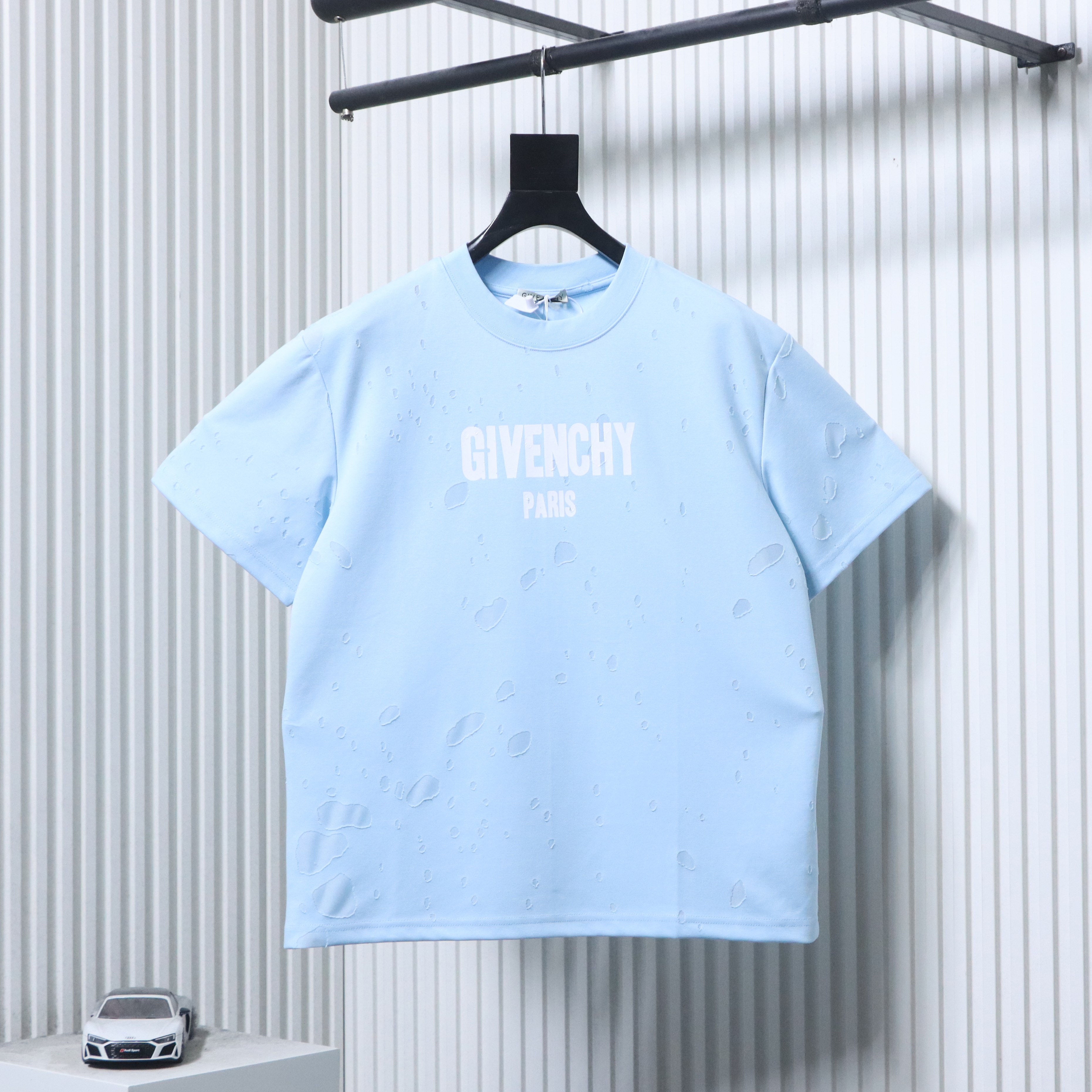 Givenchy GVC Distressed Large Letter Crewneck Short Sleeve T-Shirt Style 4