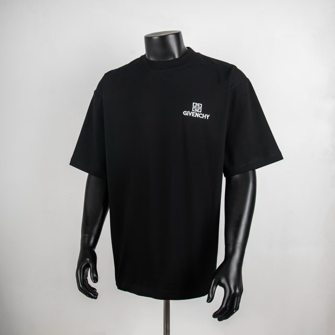 Givenchy Short Sleeve T-Shirt 7001