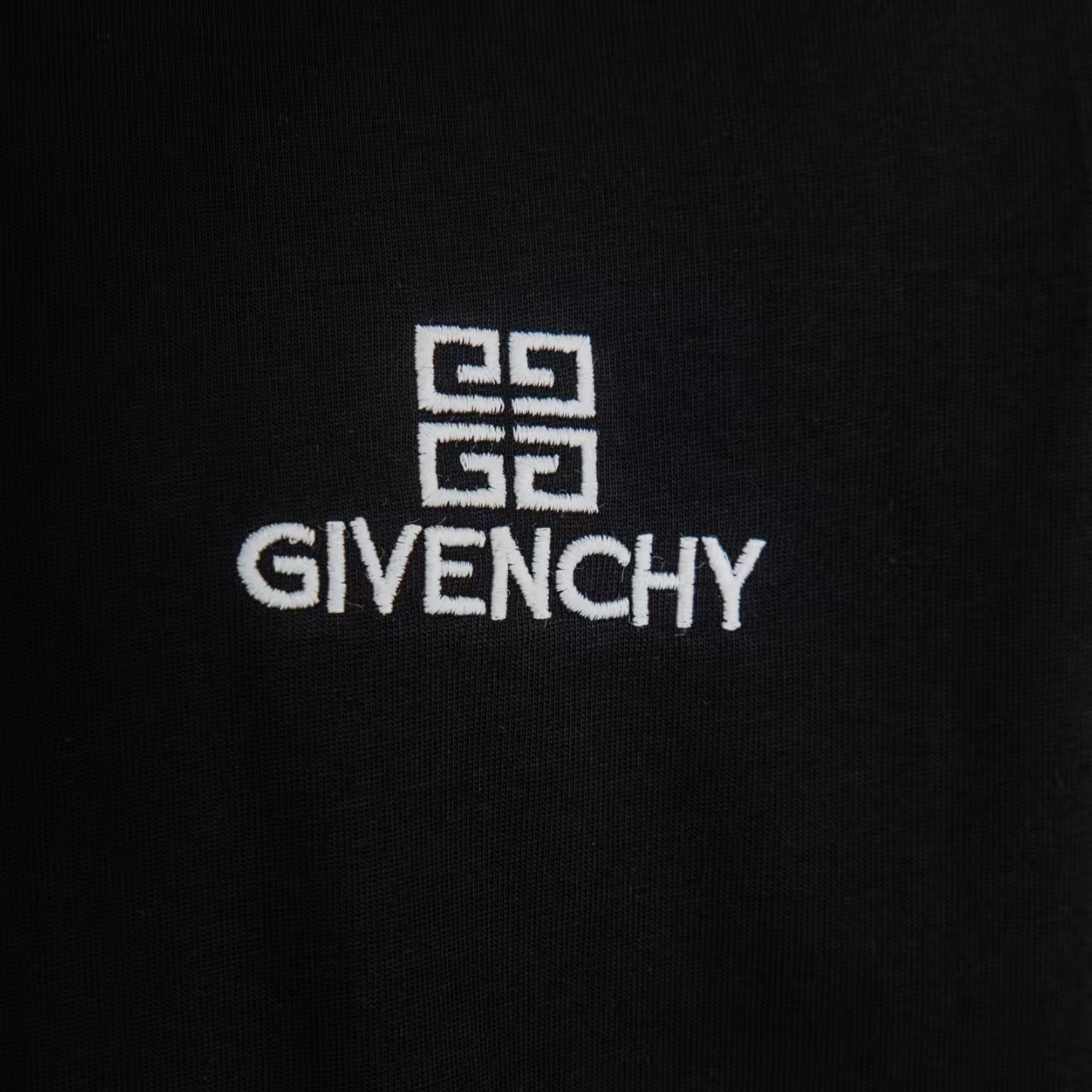 Givenchy Short Sleeve T-Shirt 7001