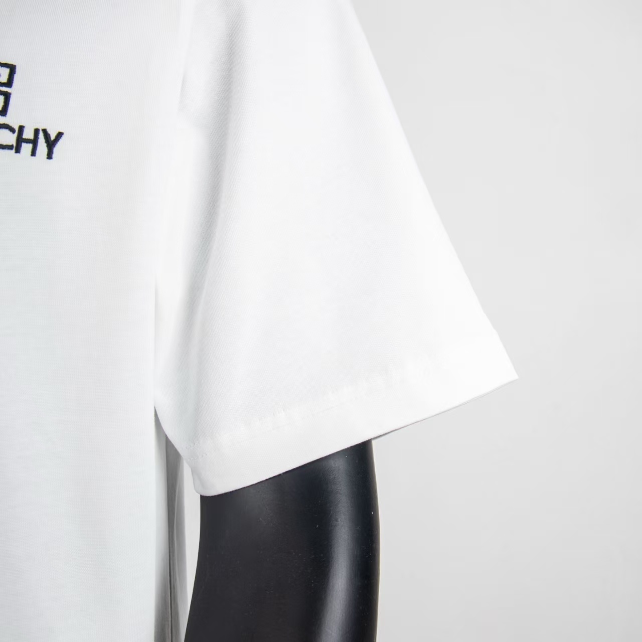 Givenchy Short Sleeve T-Shirt 7001