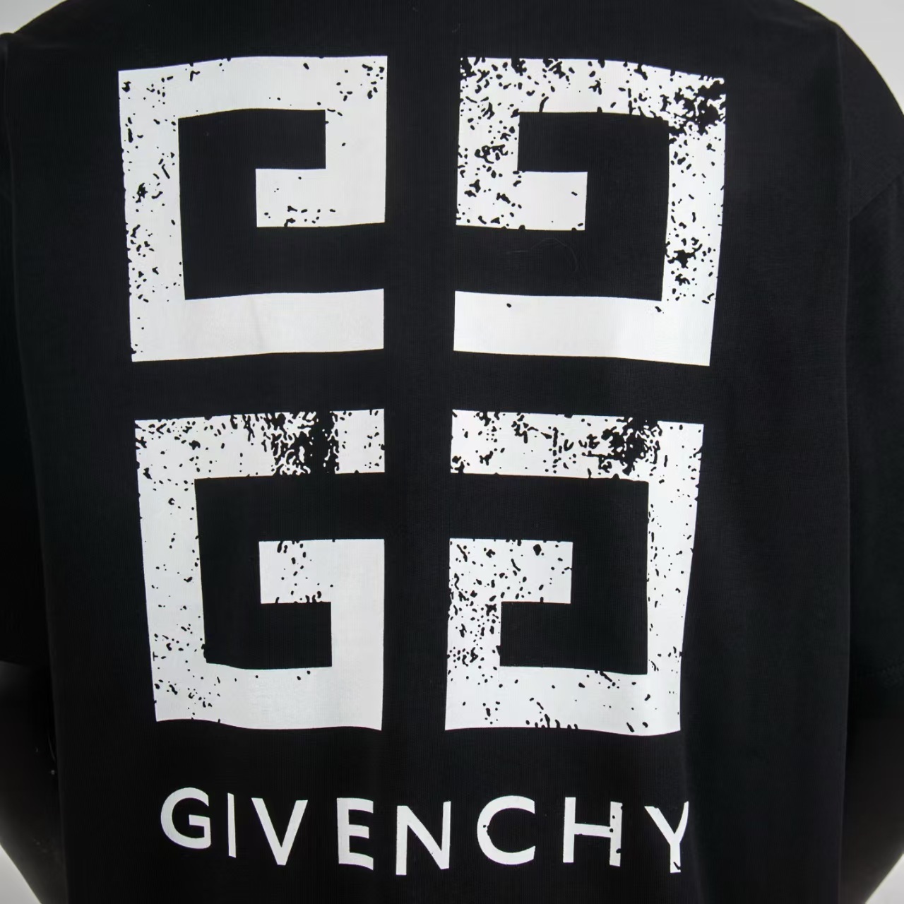 Givenchy Short Sleeve T-Shirt 7001