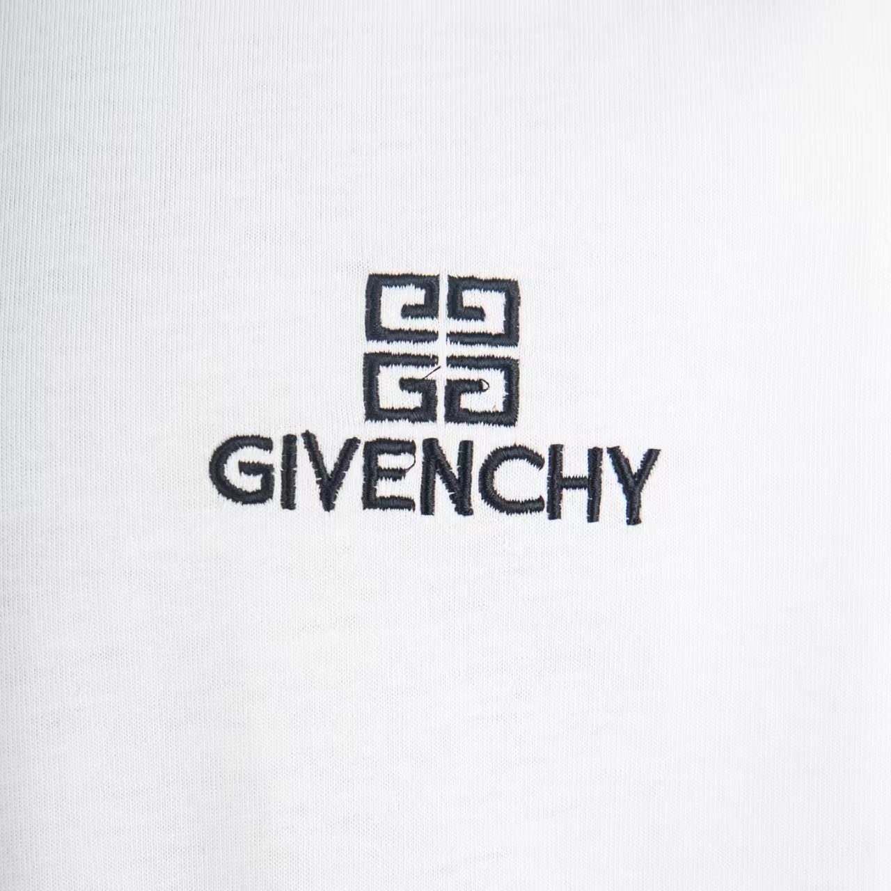 Givenchy Short Sleeve T-Shirt 7001