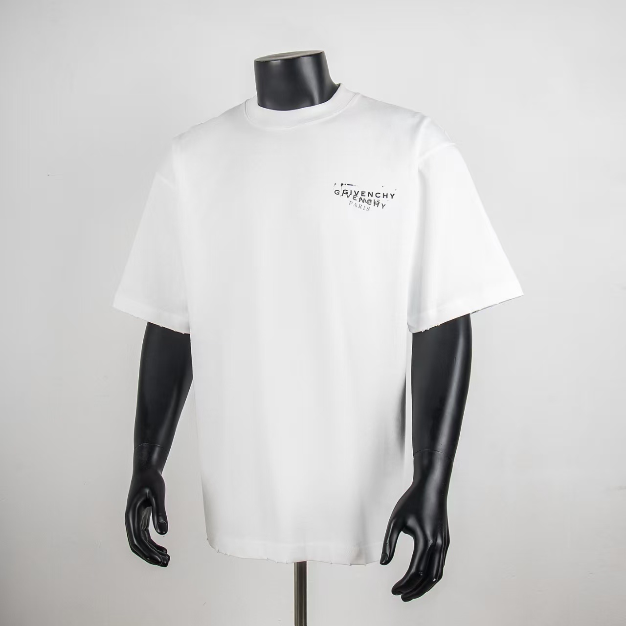 Givenchy Short Sleeve T-Shirt 7002