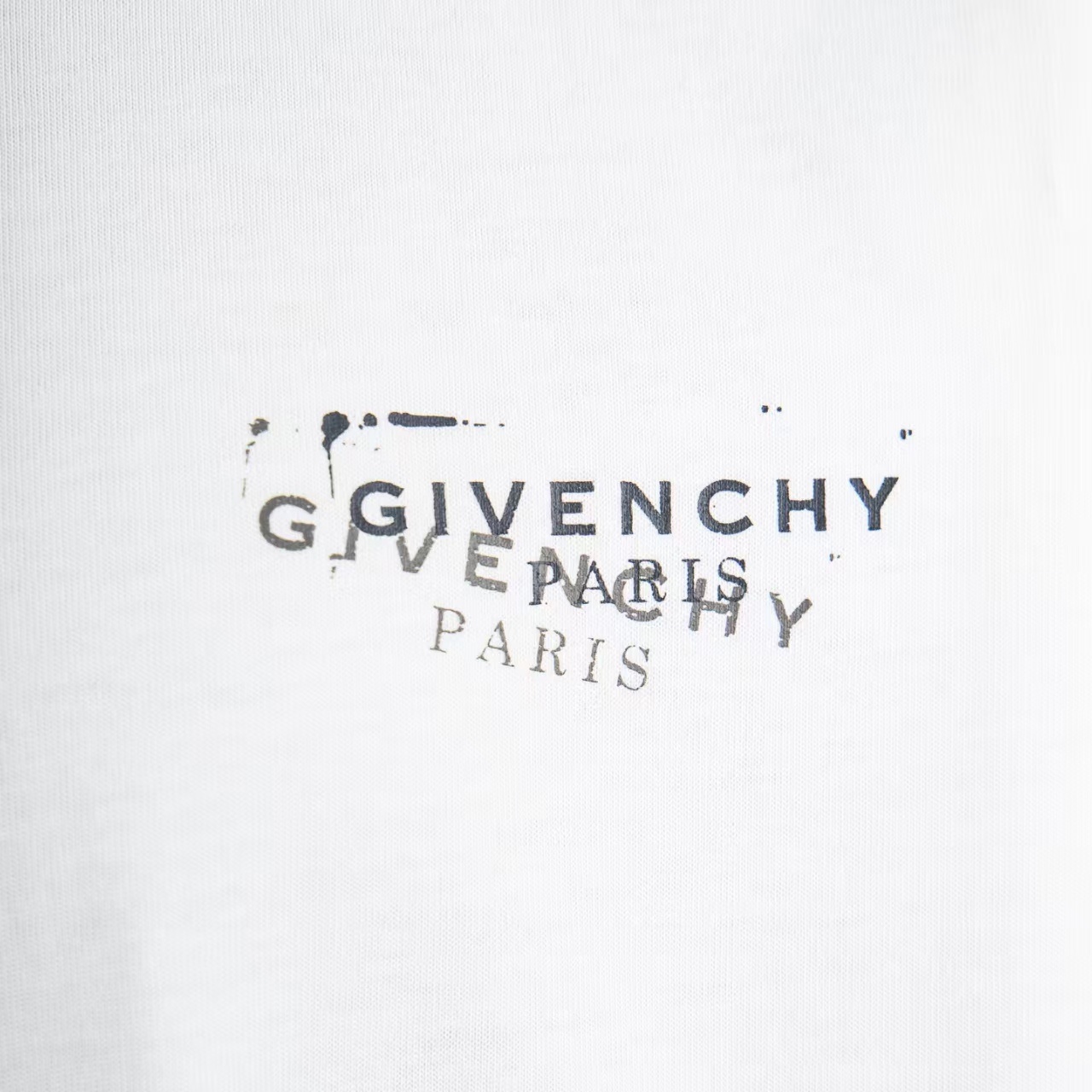 Givenchy Short Sleeve T-Shirt 7002